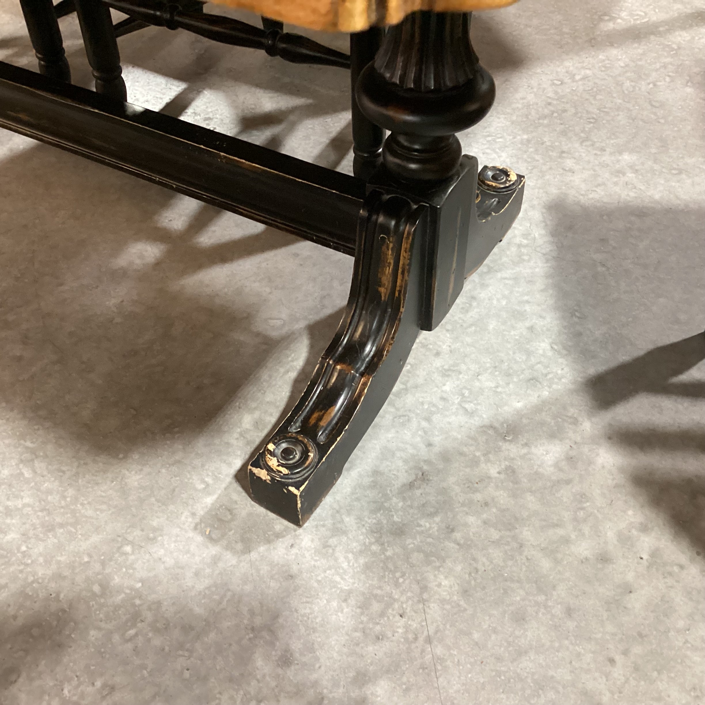Country Distressed Black & Natural with Trestle Table & 6 Chairs Dining Set 72"x 42"x 31"