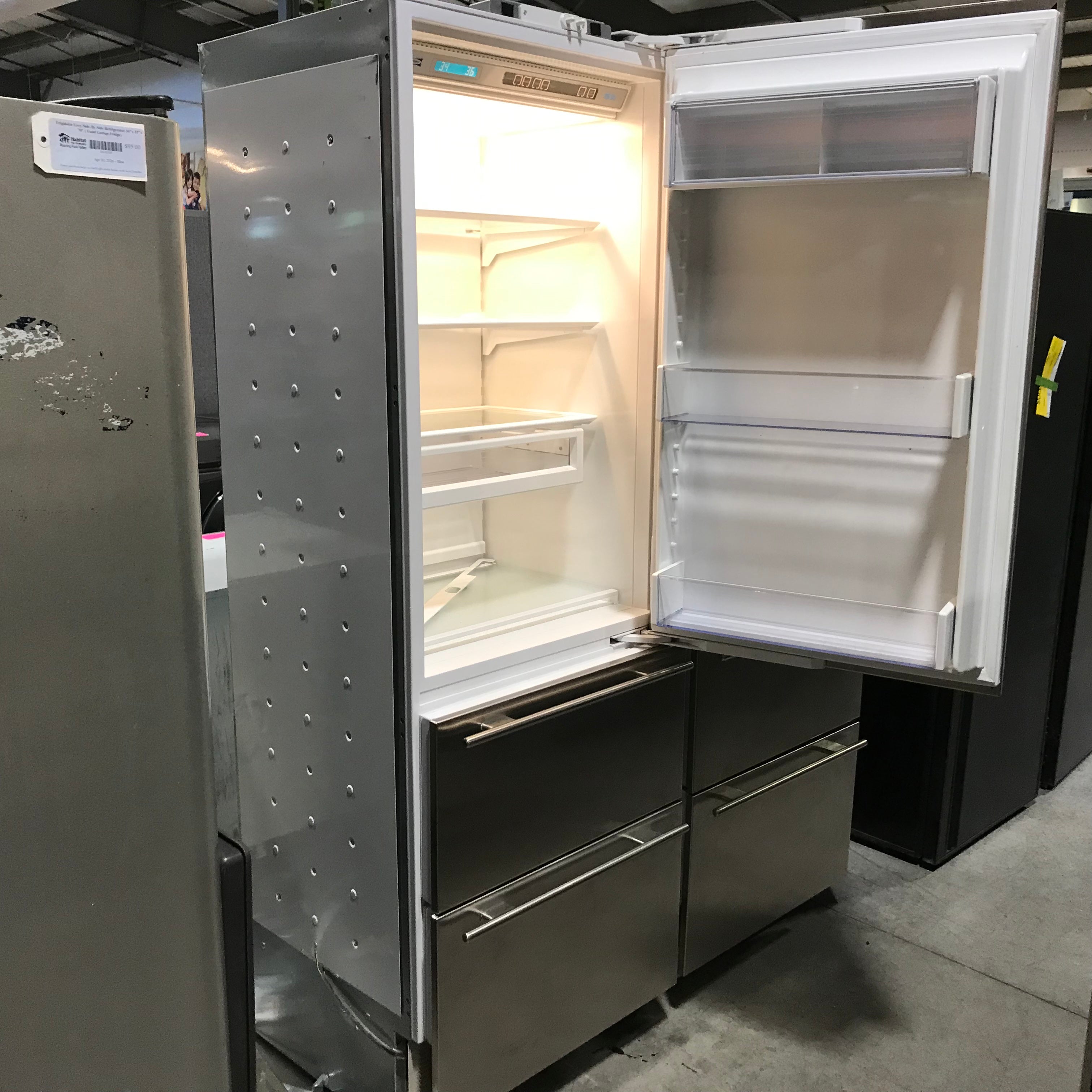 Sub-Zero 700 TF 27"/700 TR 27" Stainless Steel Refrigerator/Freezer Units (Sold As A Pair) 27"x 25"x 80"