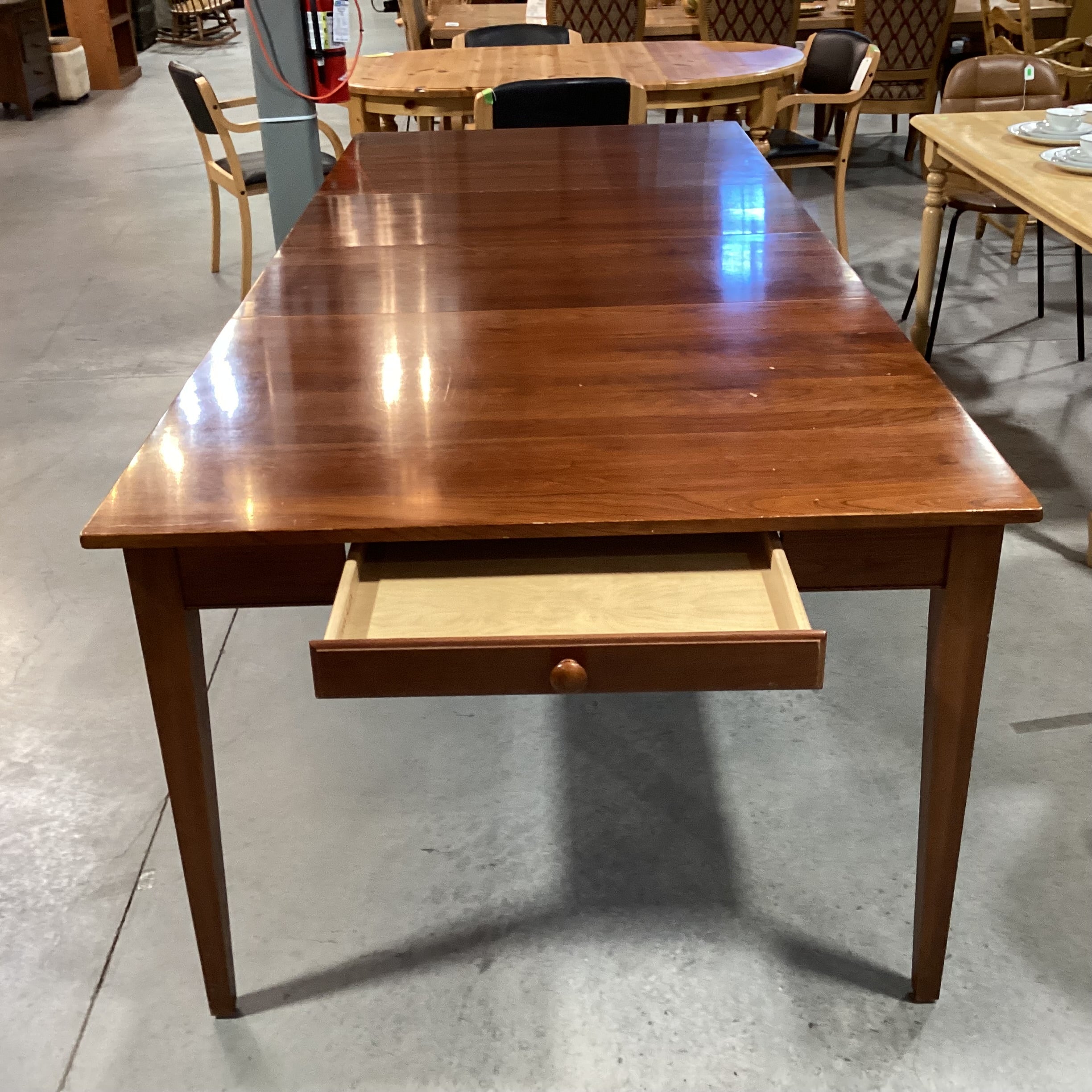 Ethan Allen Cherry 2 Leaves & End Drawers Dining Table 64" to 100"x 42"x 31"