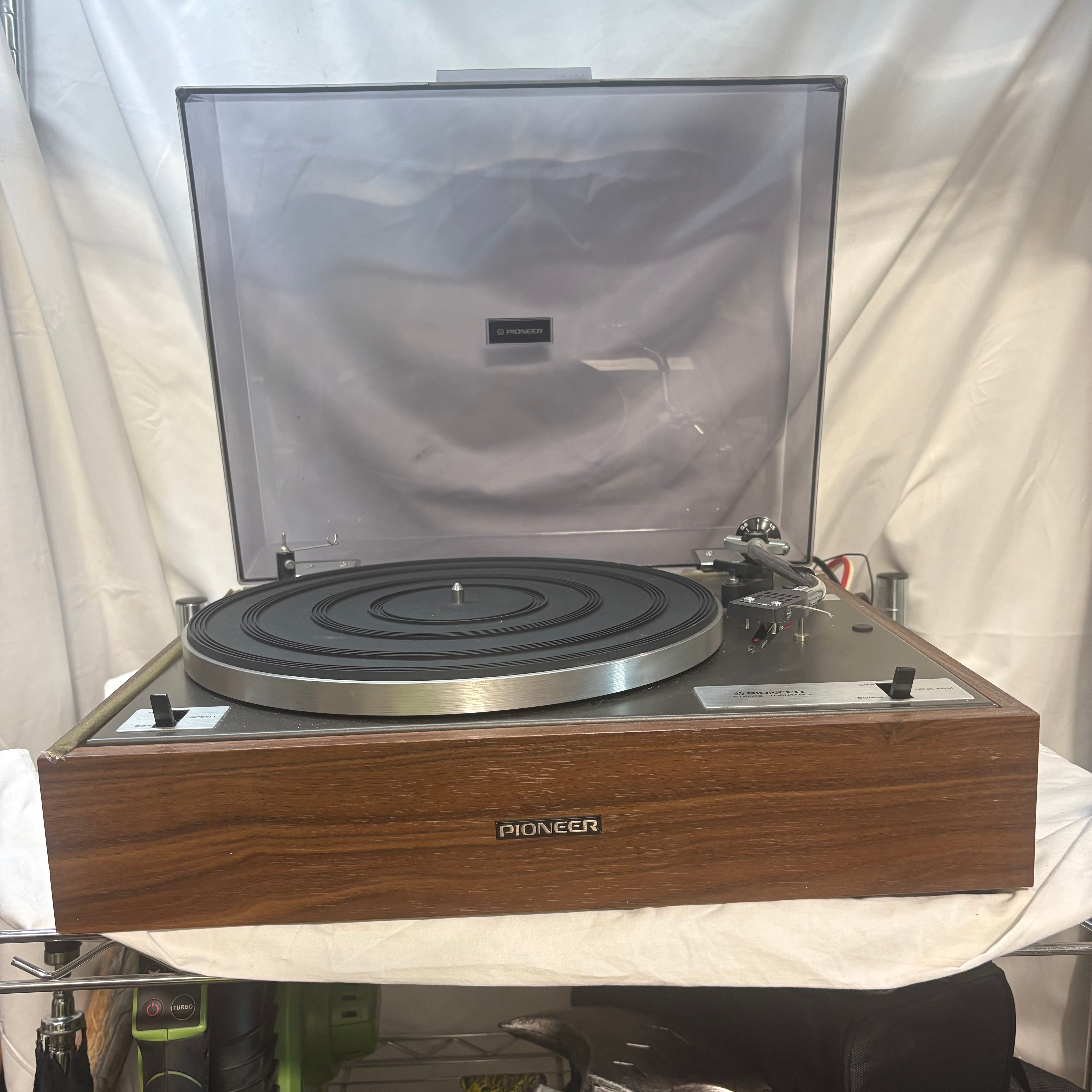 Vintage Pioneer PL-10 manual belt-drive turntable