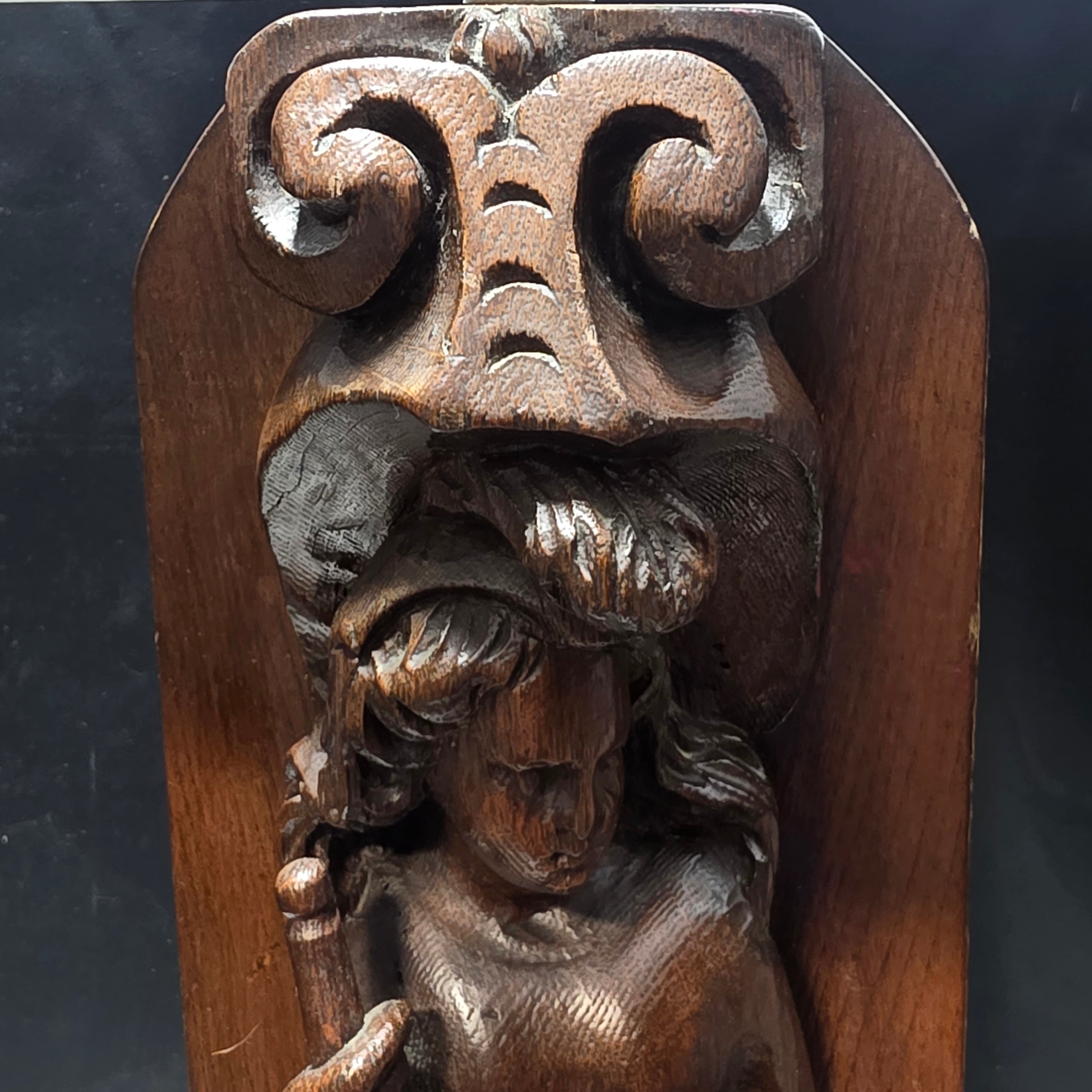60's - 70's Walnut Wood Medieval Revival Hand Carved Table Lamp 17.5" D x 34.5"
