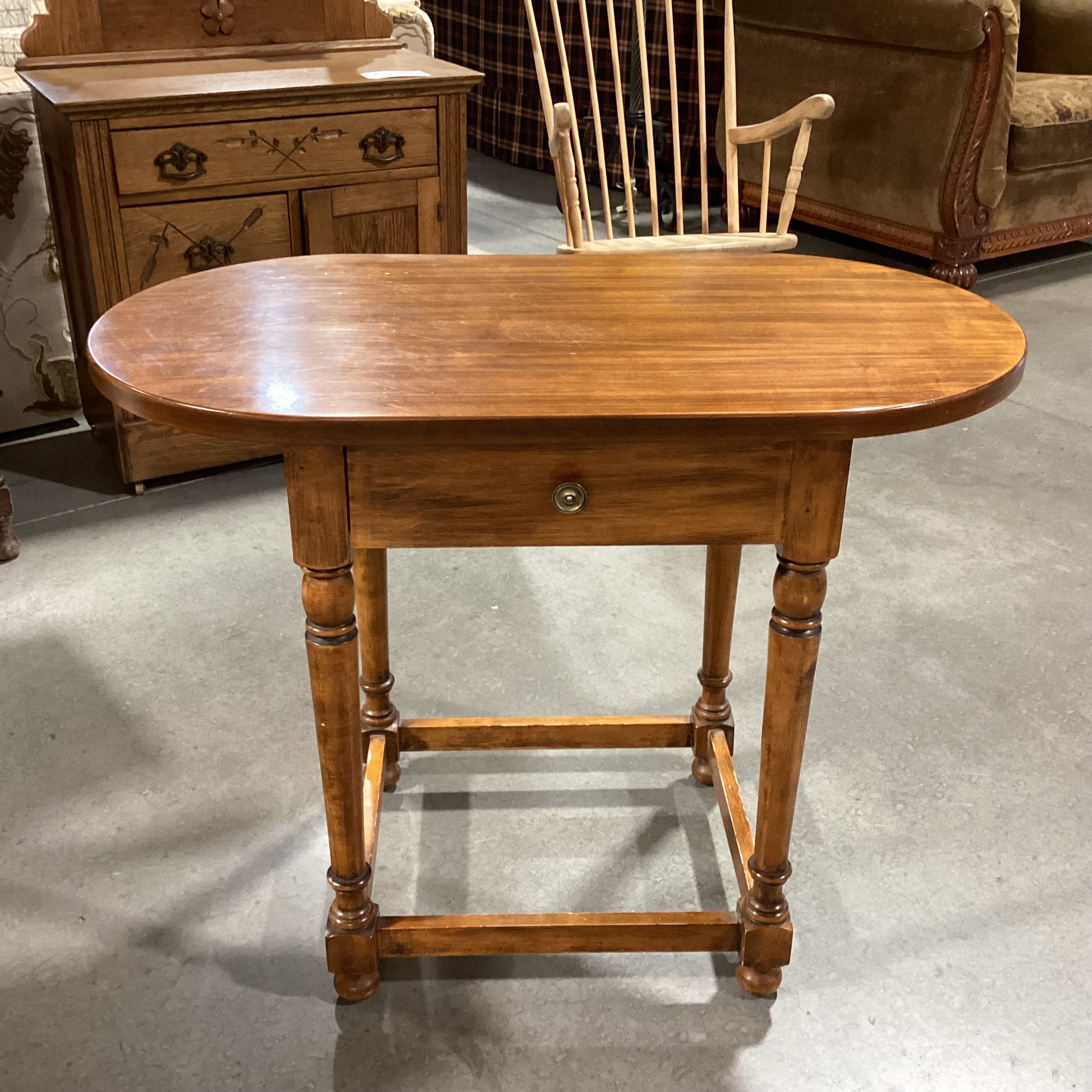 Sarreid Made in Italy Oval Top Finished Carved Wood 1 Drawer Accent Table 35.5"x 20"x 28"