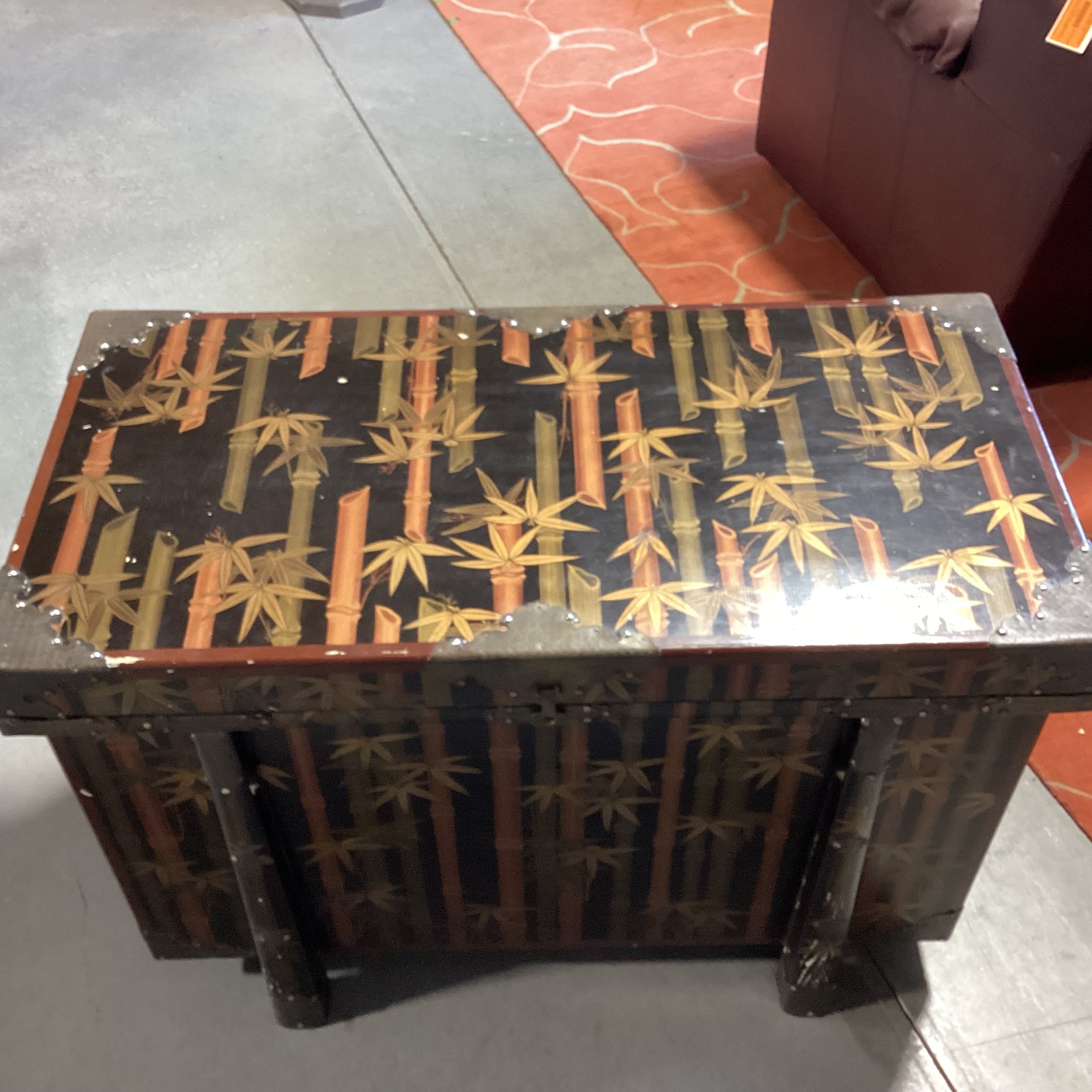 Asian Bamboo & Leaf Design with Metal Accent & Silklined Trunk 40"x 20"x 27"