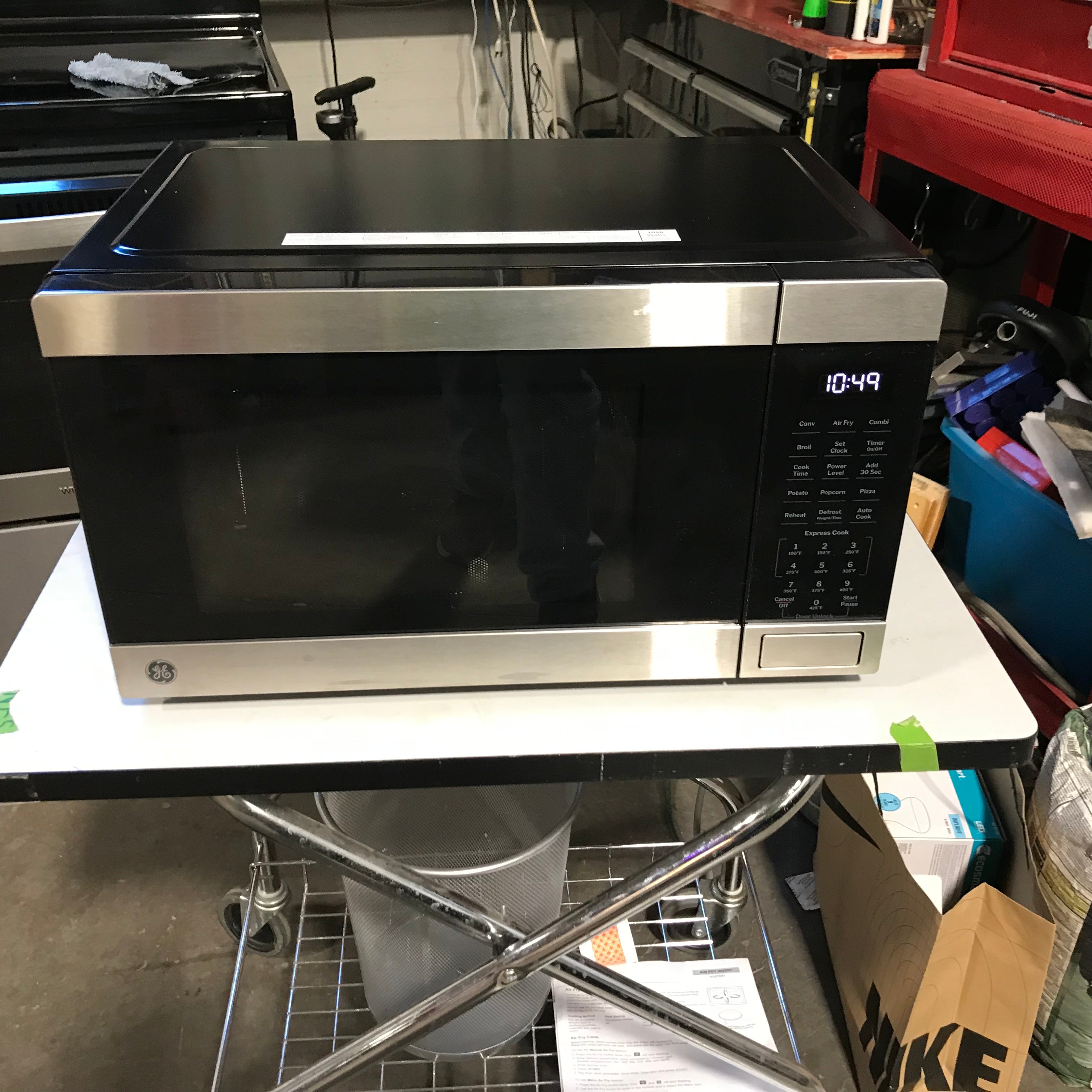 GE Stainless Steel Counter Top Microwave/Air Fryer 20