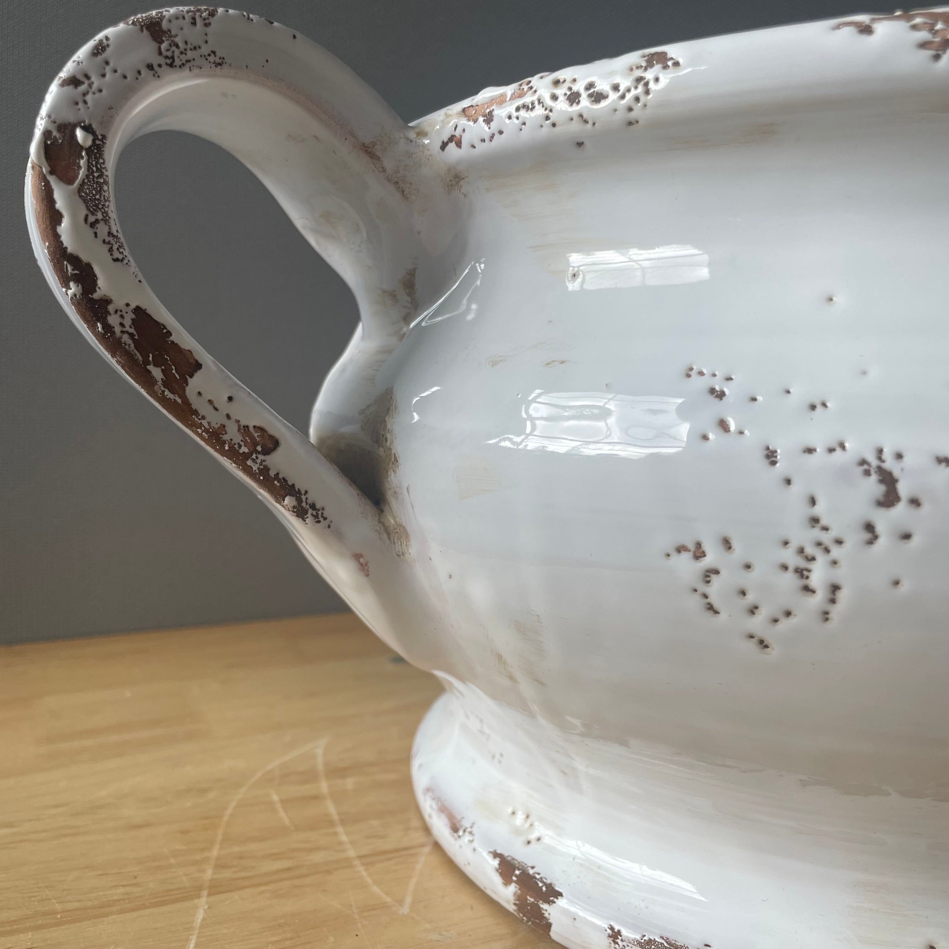 Alessandro Taddei Signed Fortunata Distressed White Glazed Ceramic Footed Bowl w/Handles, Made in Italy