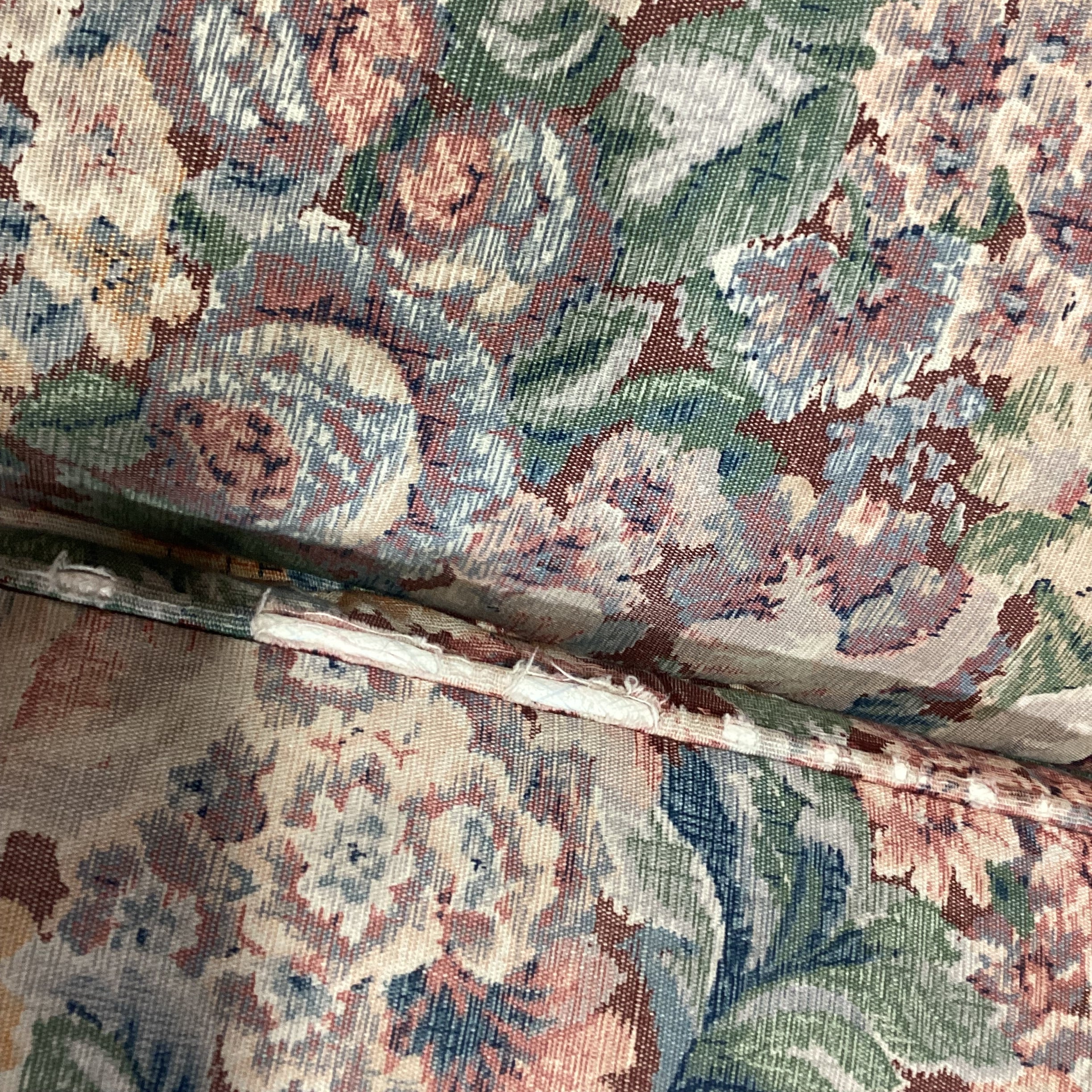 Ethan Allen Burgundy Green Cream Floral Sofa 90"x 38"x 33"
