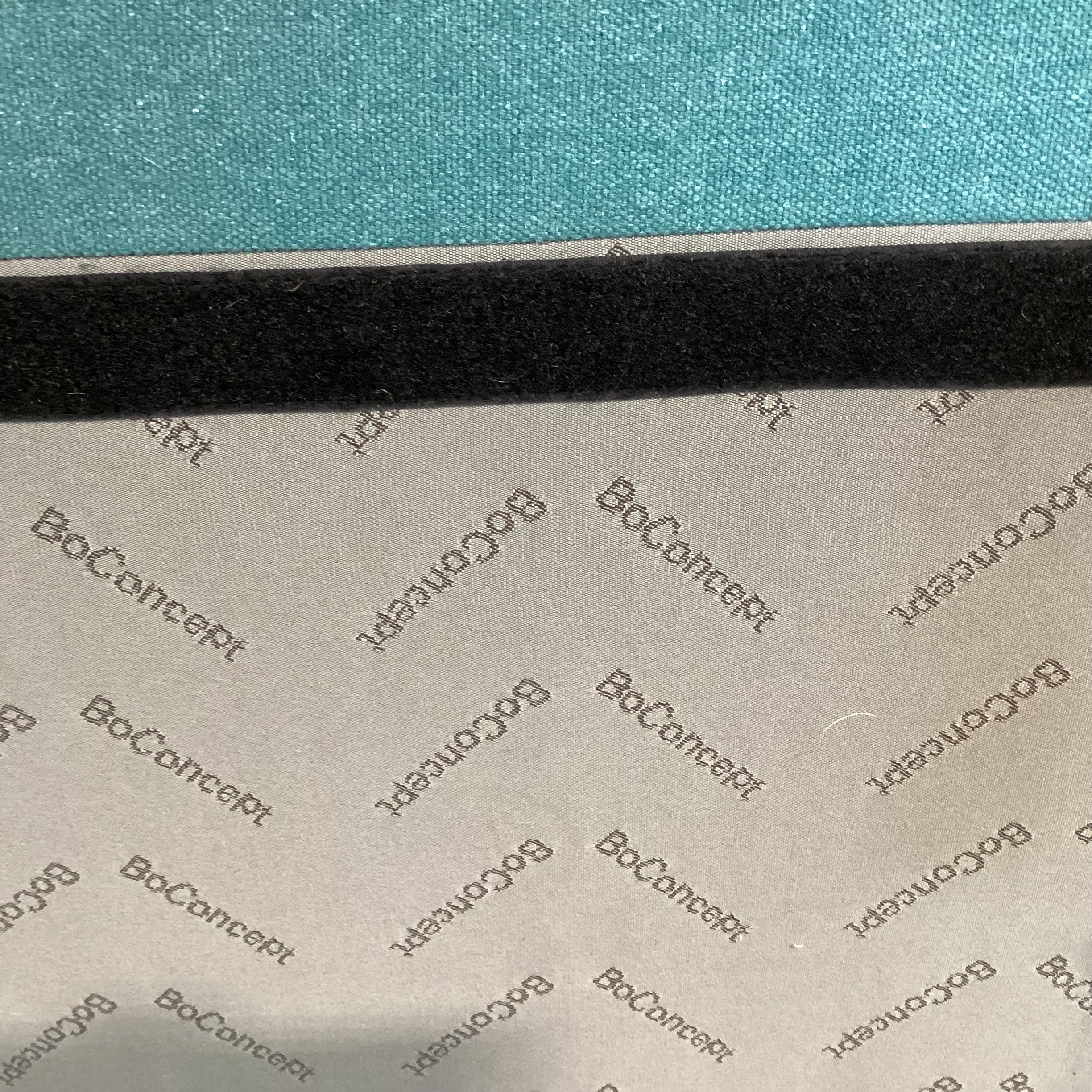 BoConcept Osaka Teal Sofa 95"x 34"x 24"