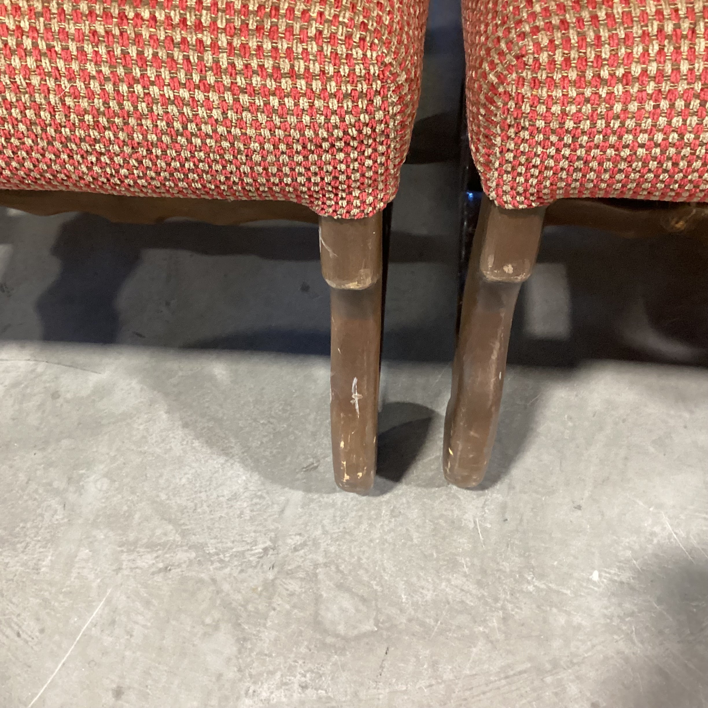 Set Of 6  Red Tan Woven Nailhead & Carved Wood Dining Chairs 21"x 26"x 46"