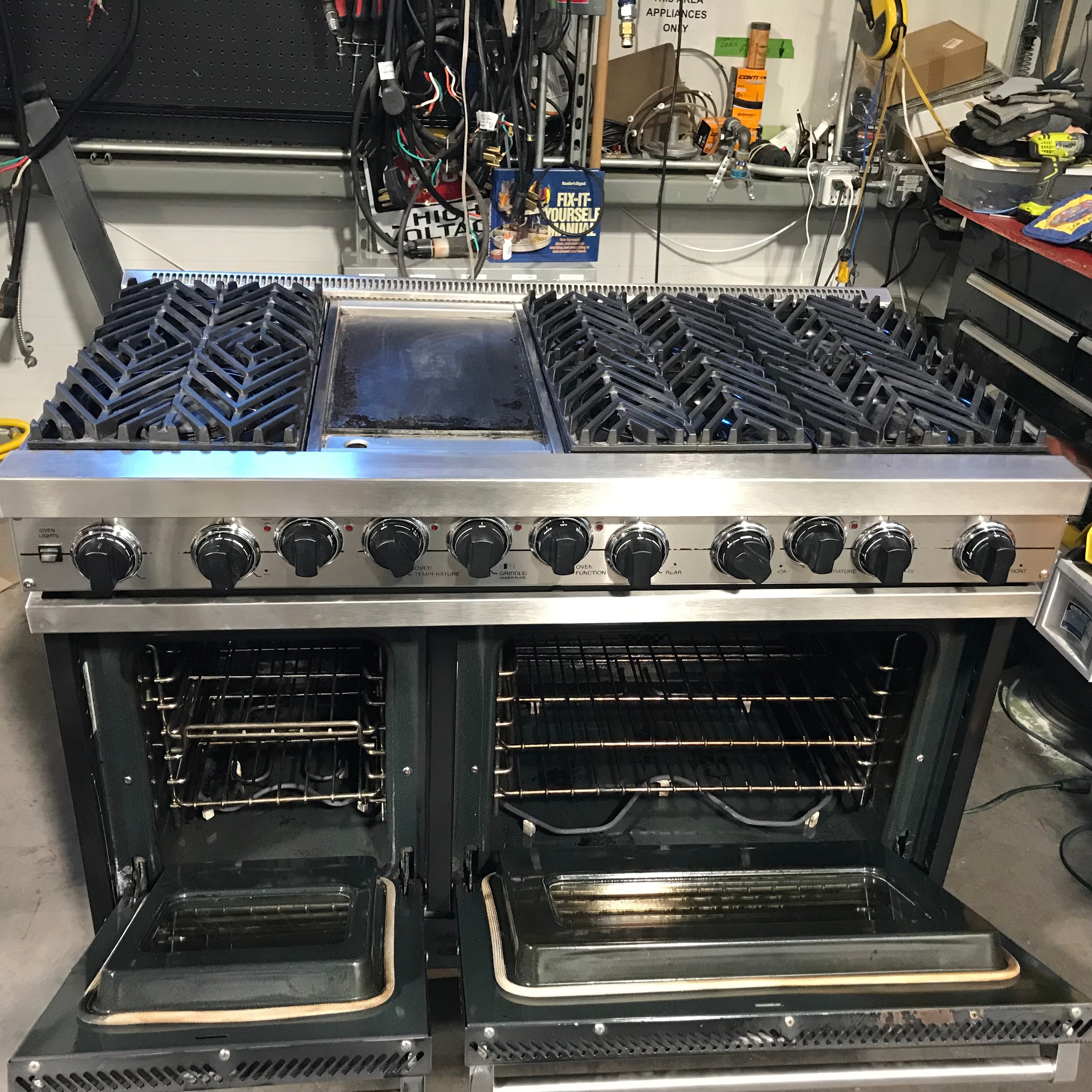 Viking 48" Black/Stainless Steel 6 Burner, Griddle, Double Oven, Dual Fuel Range 48"x 29"x 37"