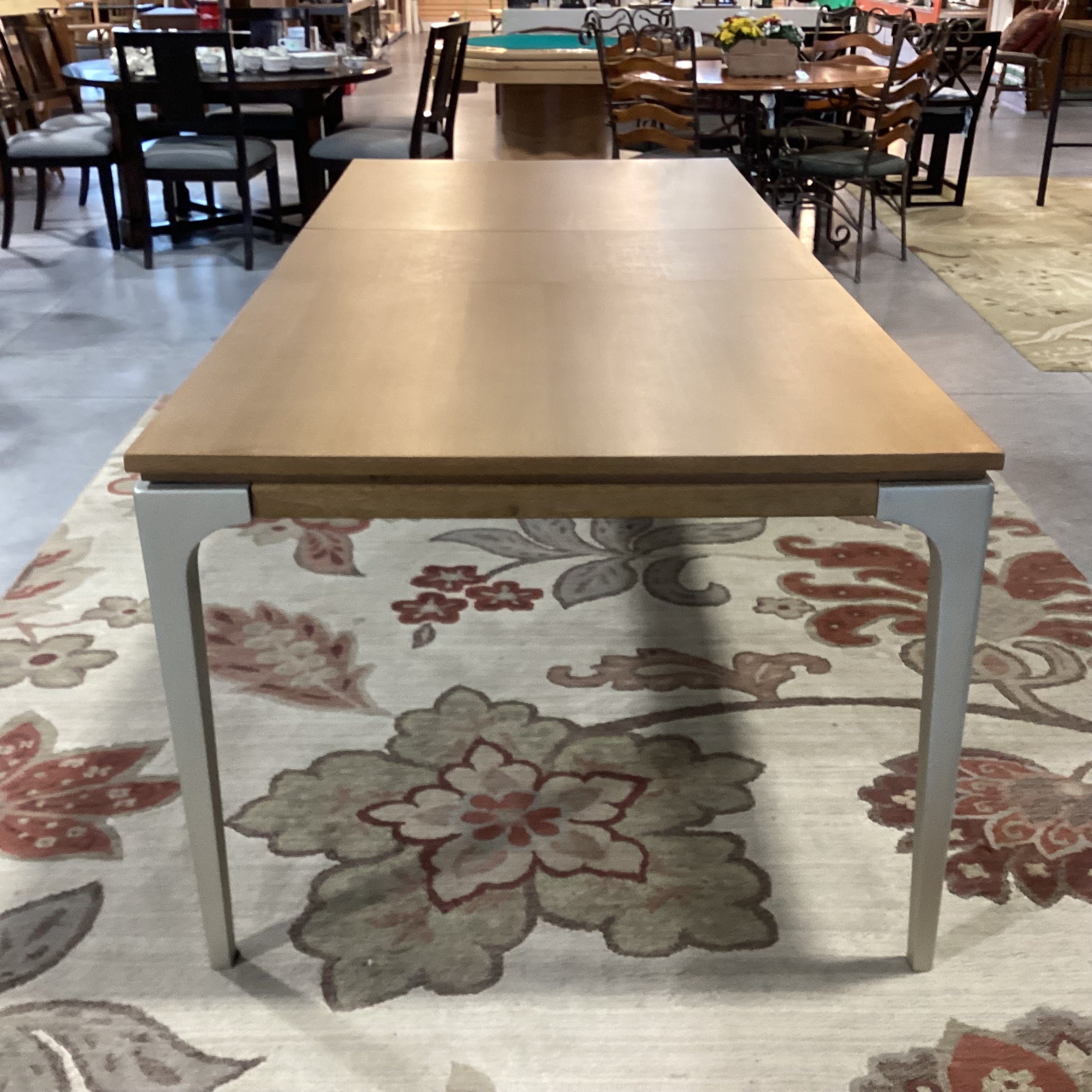 Legacy Classic Furniture Light Finish Oak Veneer Gold Tone Metal 1 Leaf Dining Table 72" to 90"x 40"x 30"