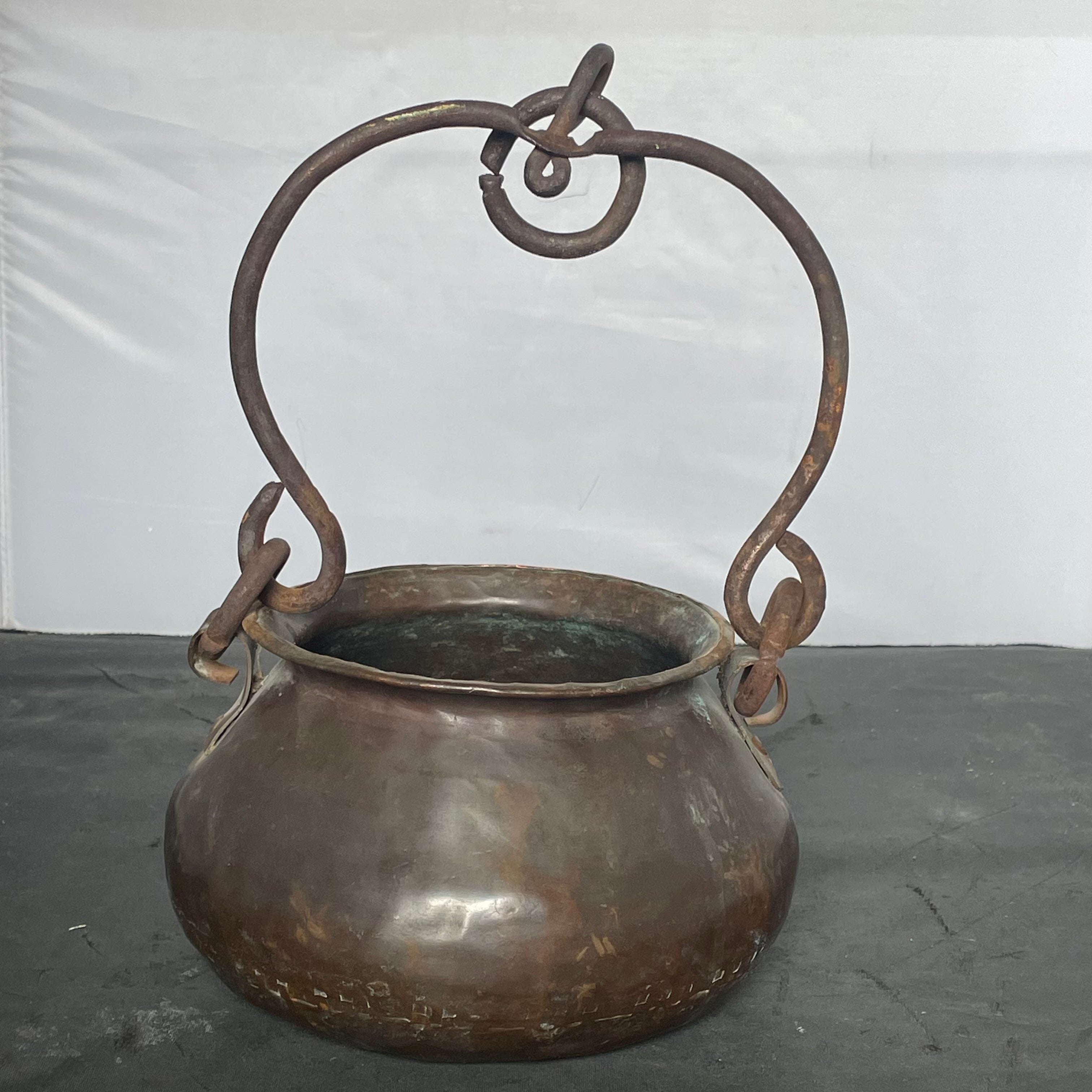 Antique Copper Cooking Pot, 9"x 5.5"