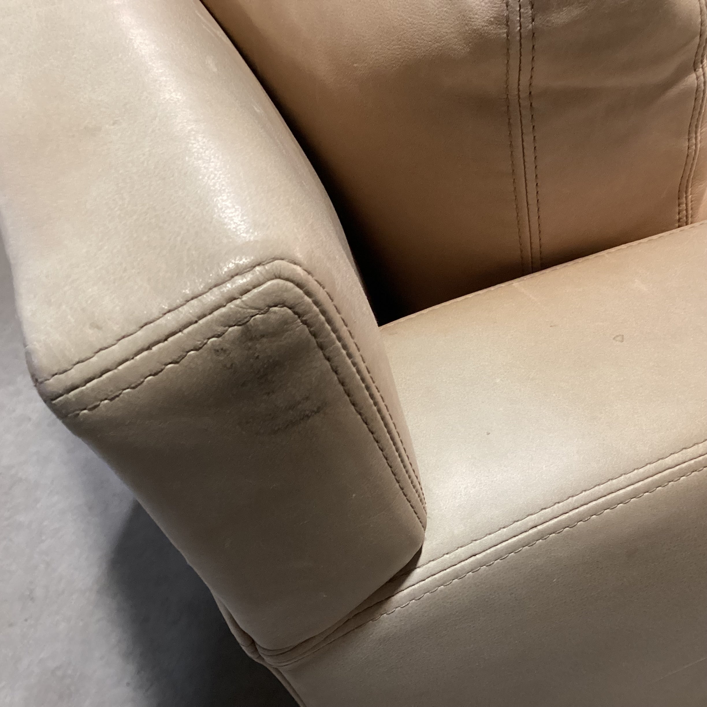 Lee Industries Beige Tan Leather Down Mix Swivel Chair 34"x 35"x 30"