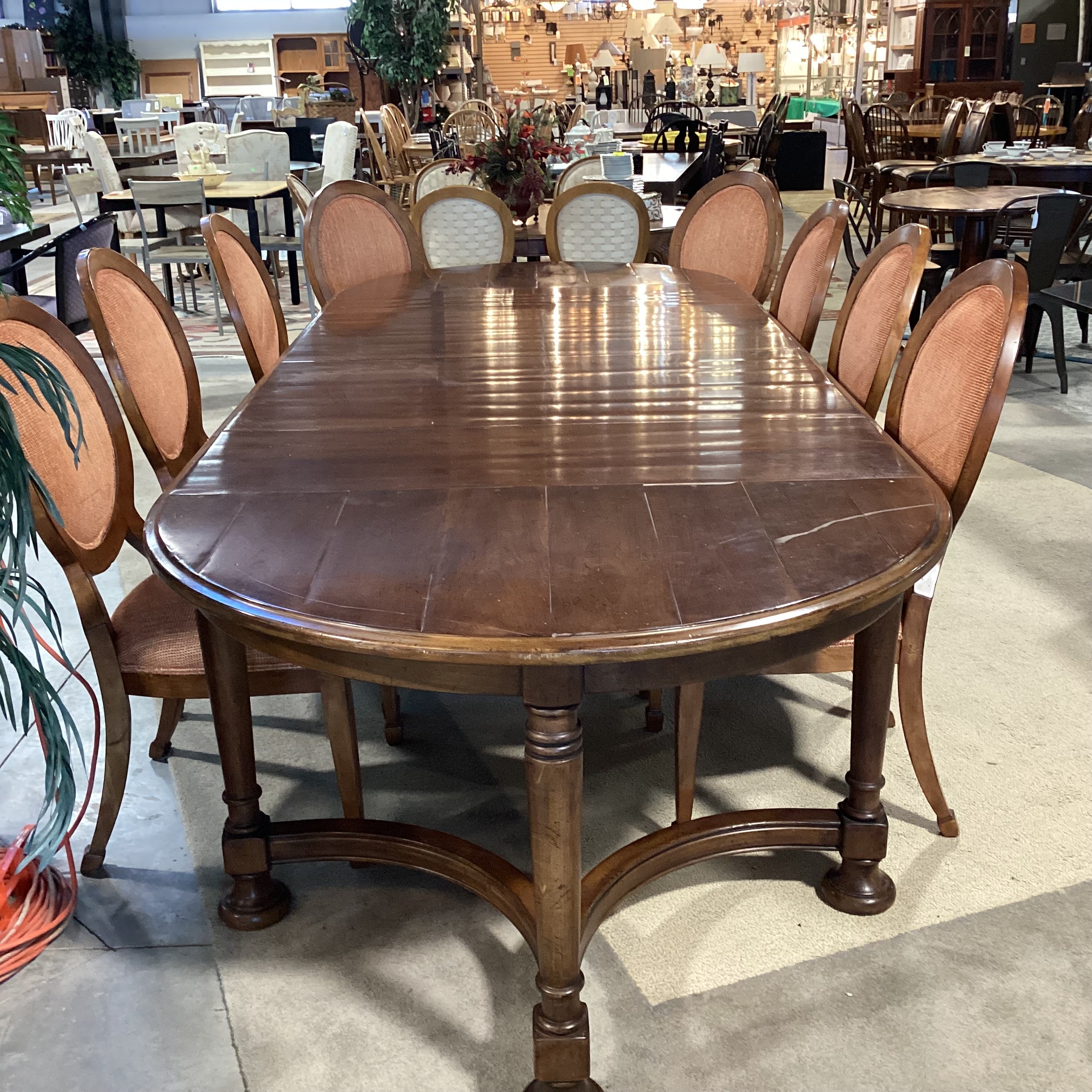 Drexel Heritage Carved Wood Oval 2 Leaves Table & 8 Oval Back Chairs Dining Set 76" to 124"x 48"x 30"