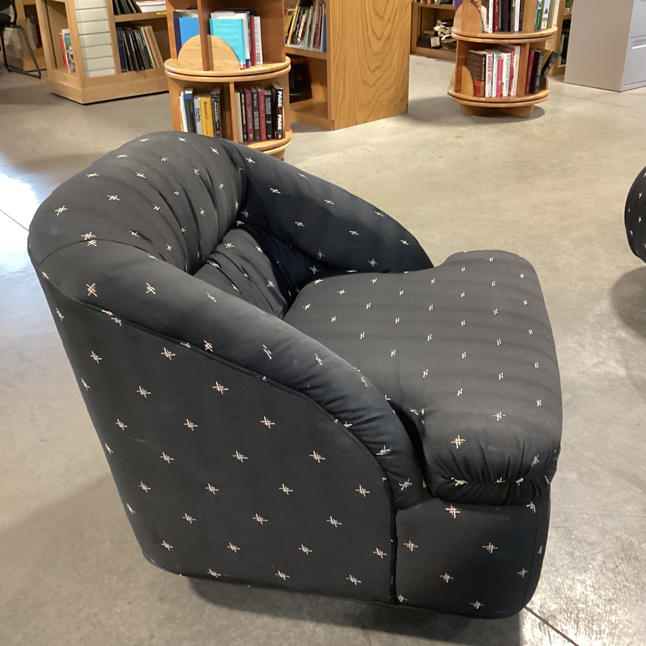 Black With Stitched Accent Pattern Swivel Chair 31"x 36"x 28"