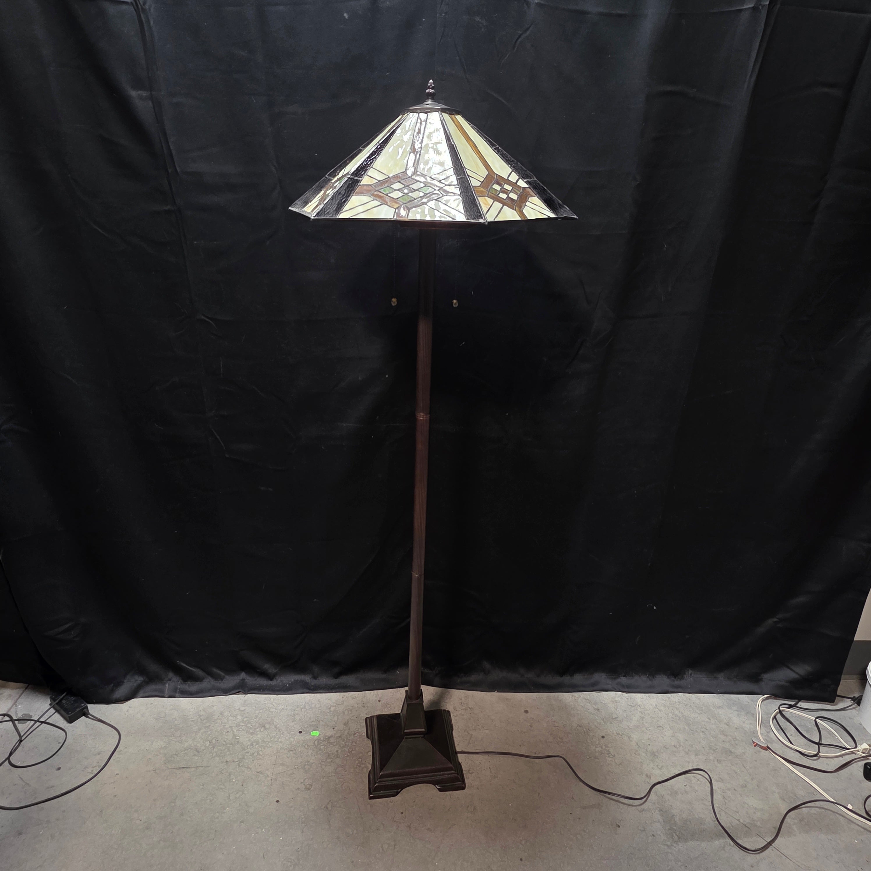 Meyda Lighting Tiffany Style Floor Lamp 21" D x 63"