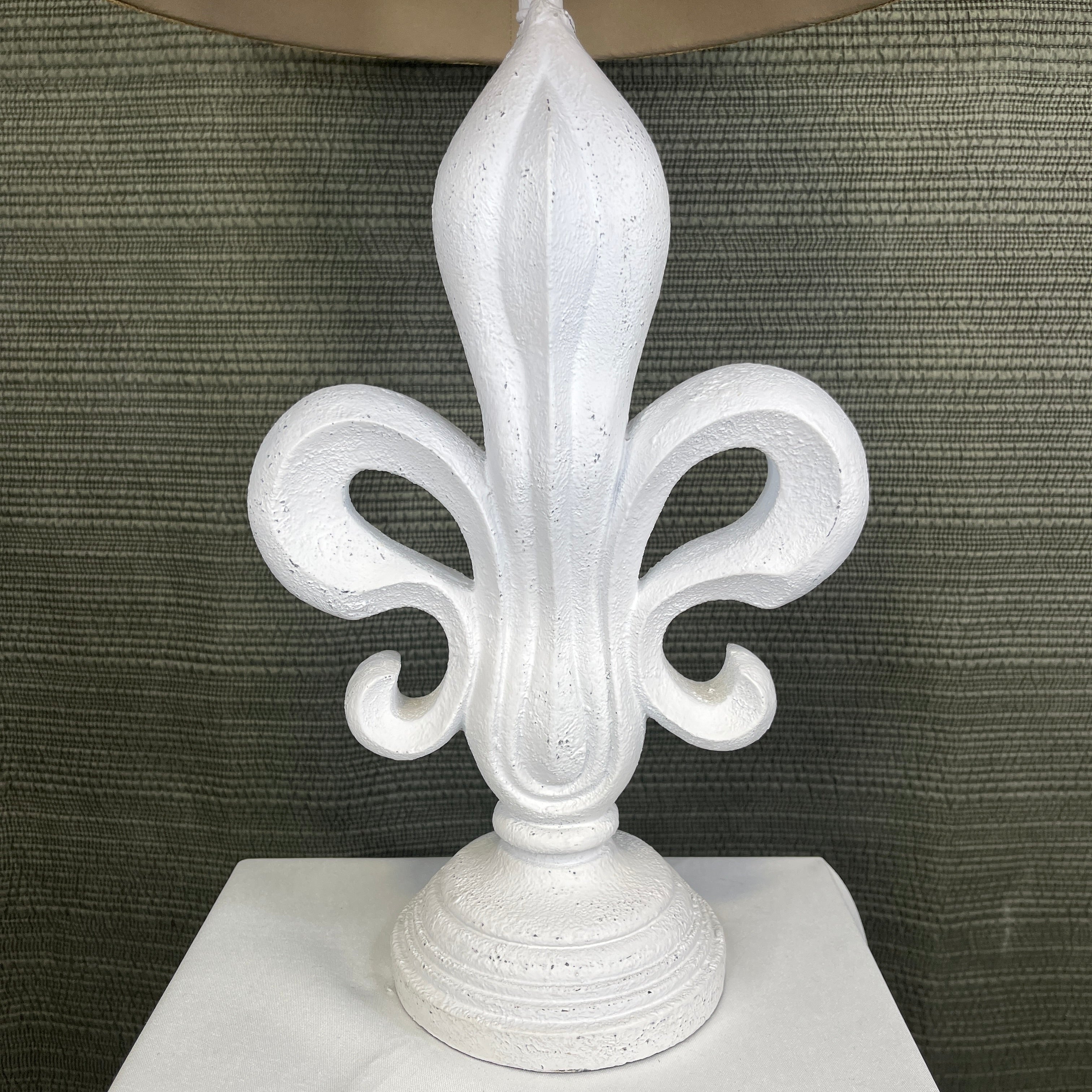 White Plaster Saint with Shade Table Lamp 12"x 7"x 26"