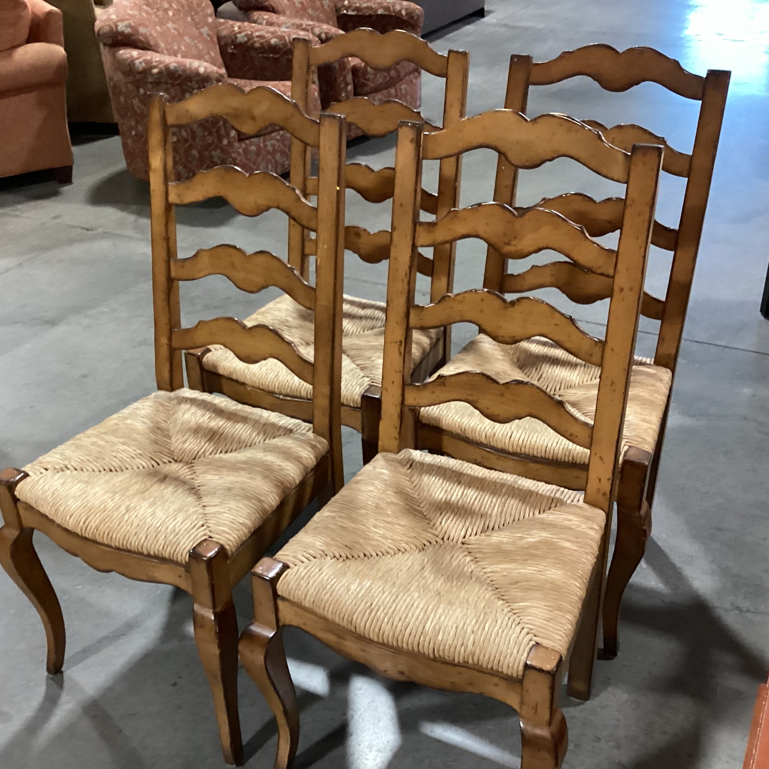 Set of 4 Antiqued Finish Carved Wood Ladder Back & Rush Seat Dining Chairs