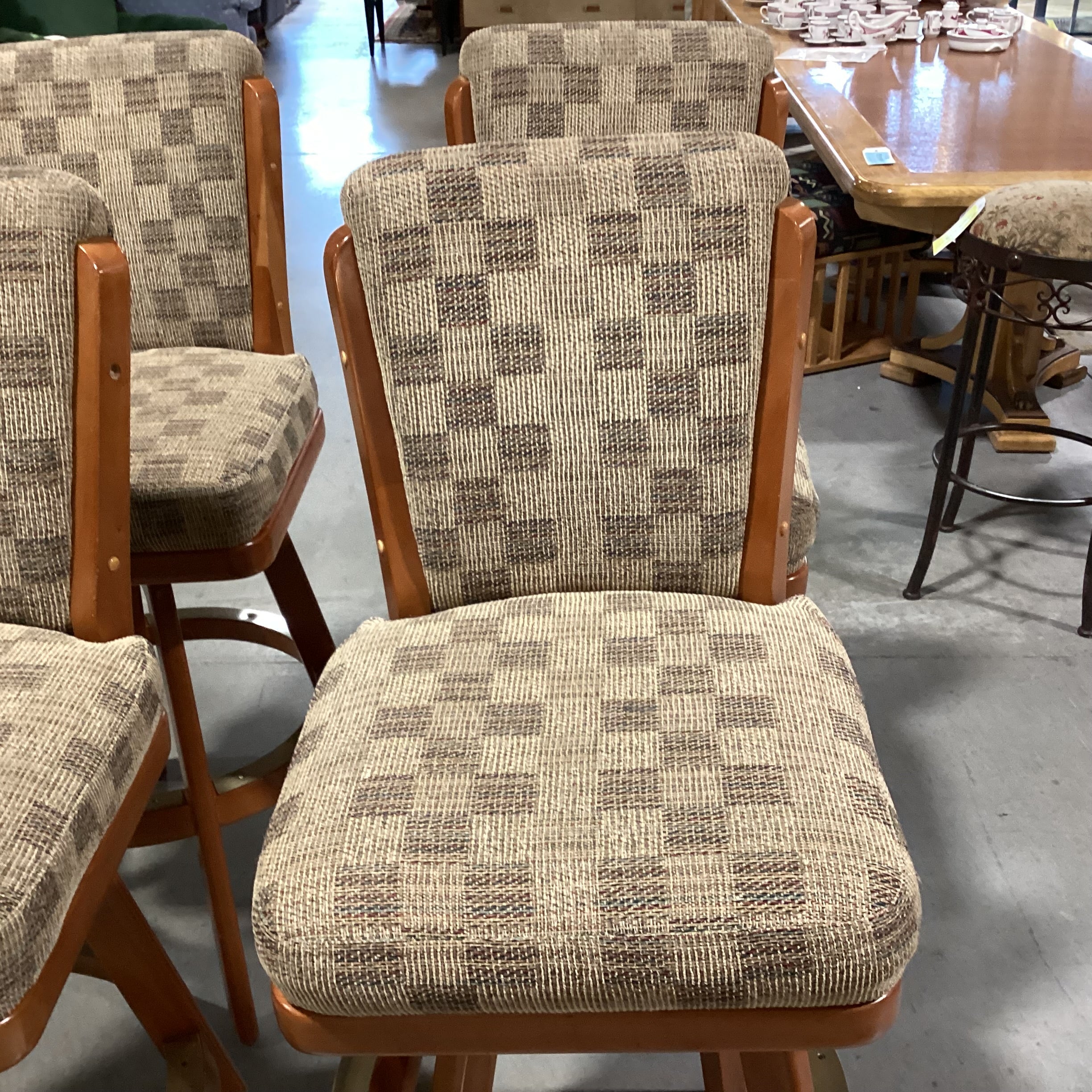 SET of 4 Wood with Checkered Upholstery Brass Plate Foot Rest Swivel Barstool 31"