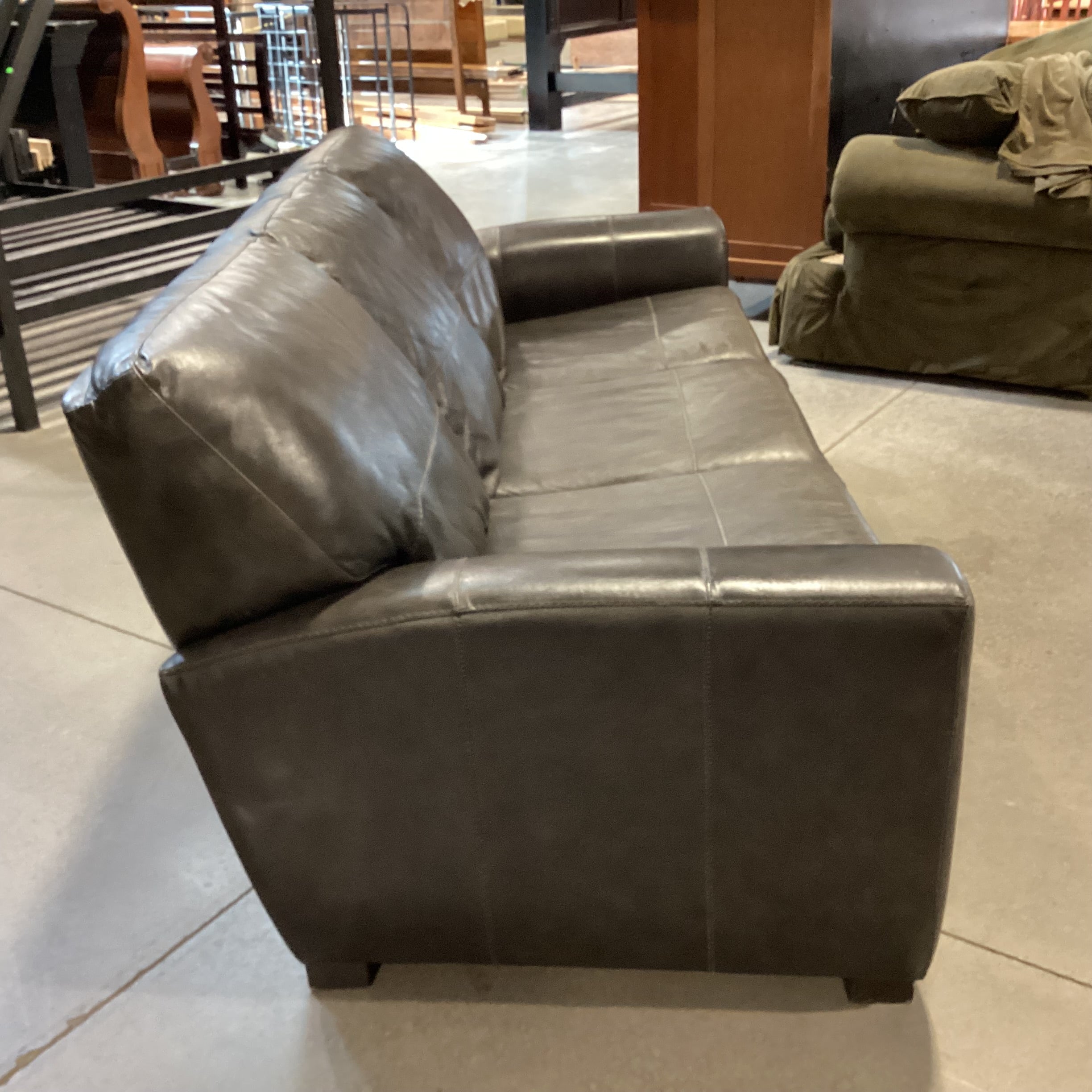 Soft Line Italian Dark Grey Leather Sofa 87"x 40"x 34"