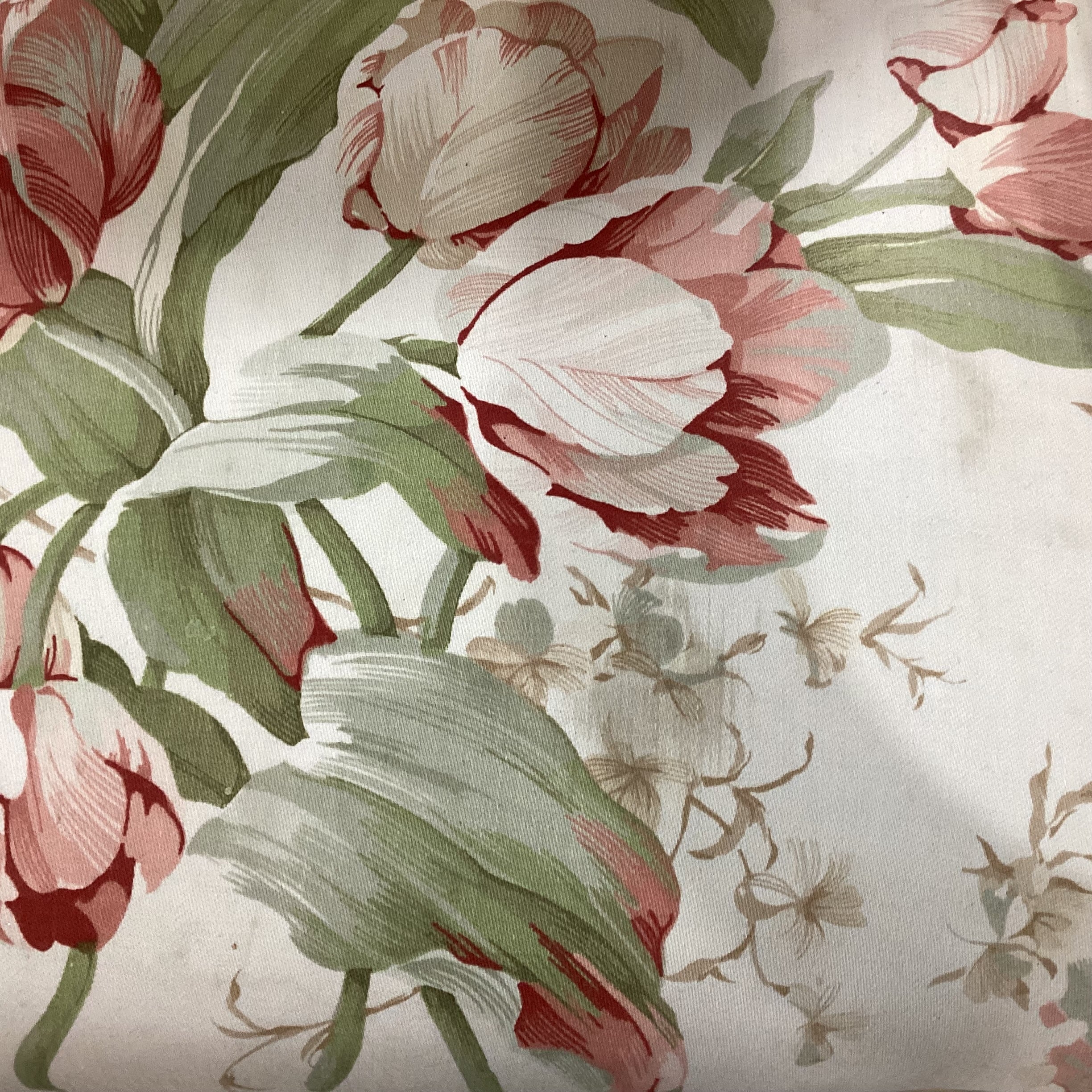 White Washed Rattan & Floral Linen Arm Chair 22"x 22"x 36.5"