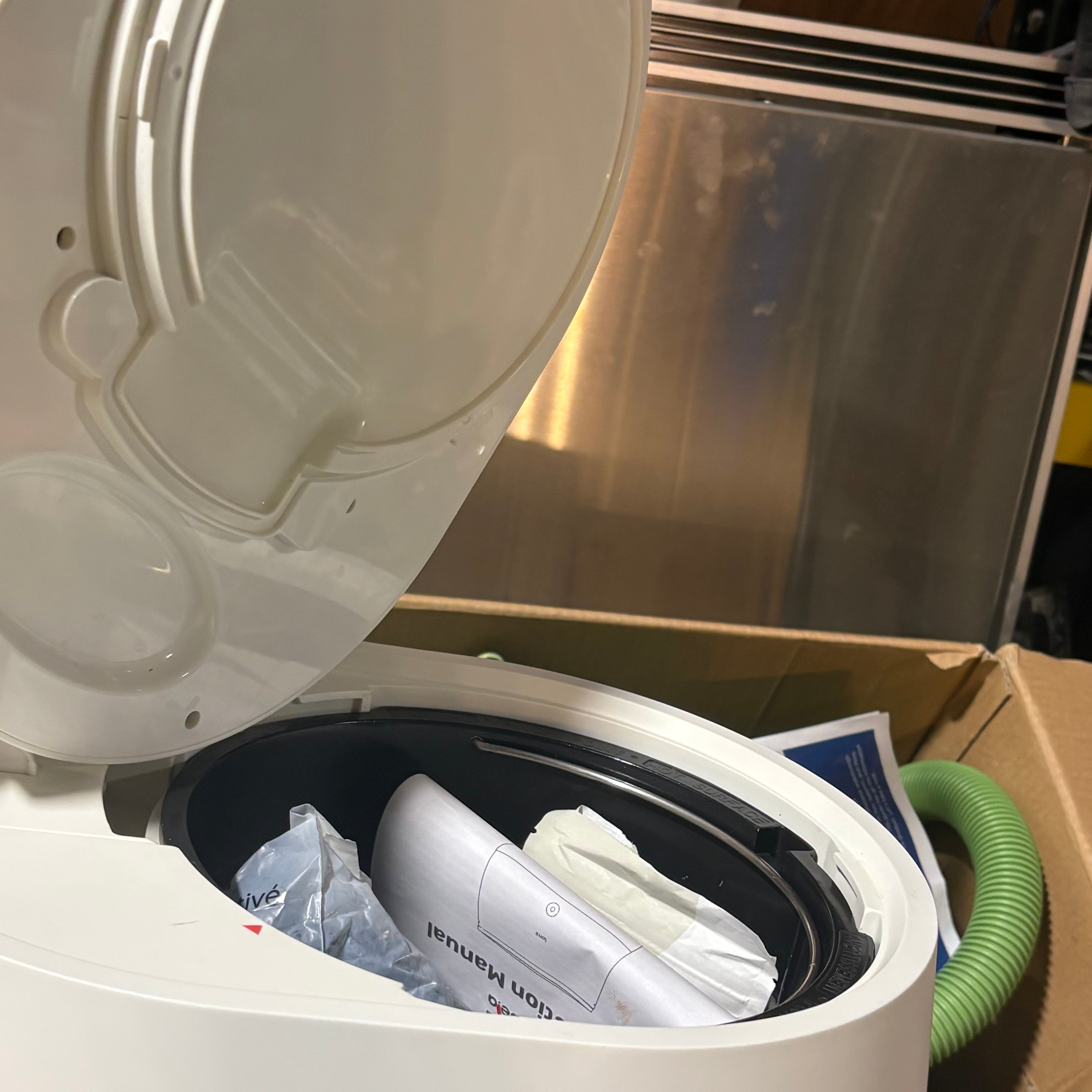 Lomi By Pela Kitchen Composter Model 80100 White