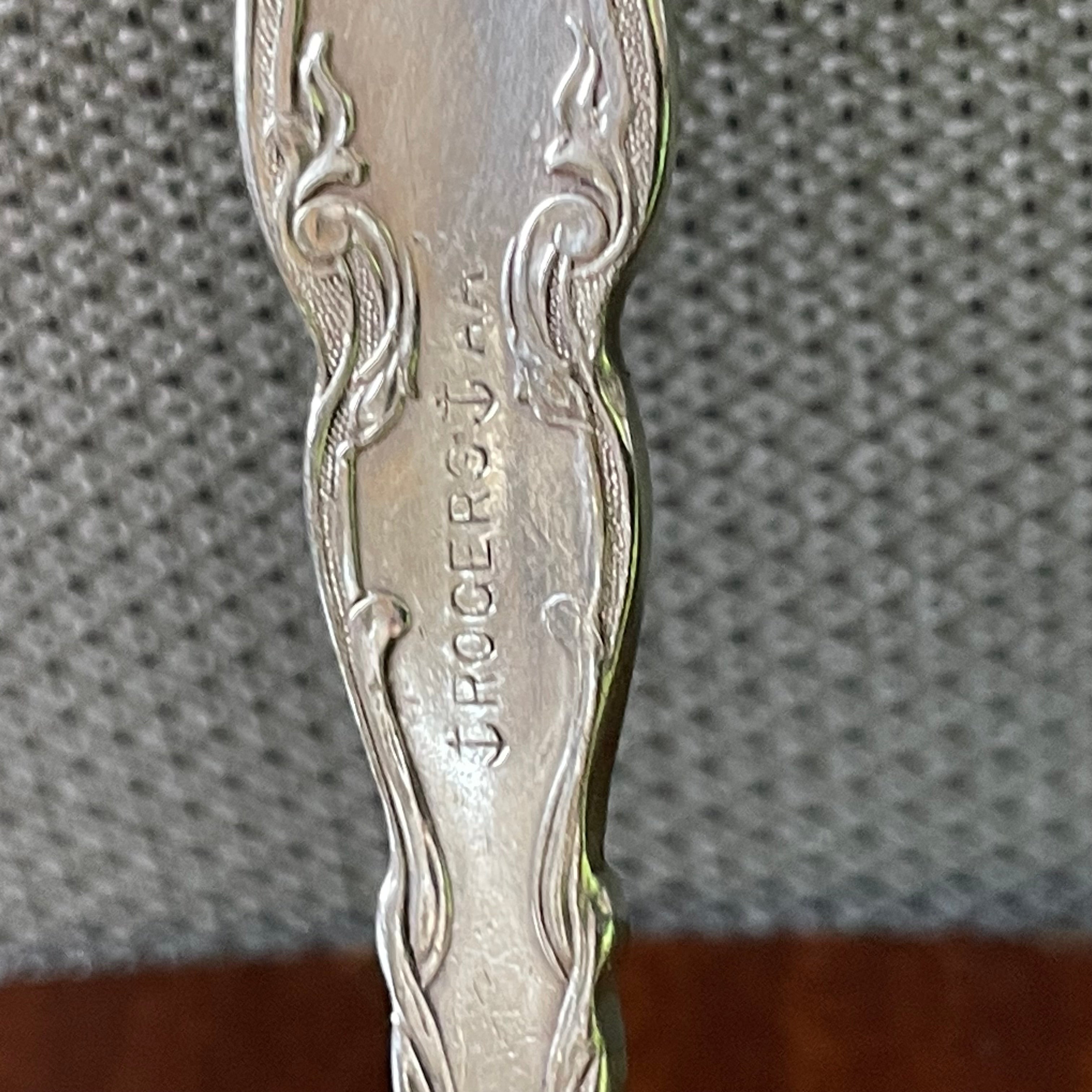 Antique Rogers AA "Alhambra" Silverplate Baby Food Pusher Made 1907, 4"