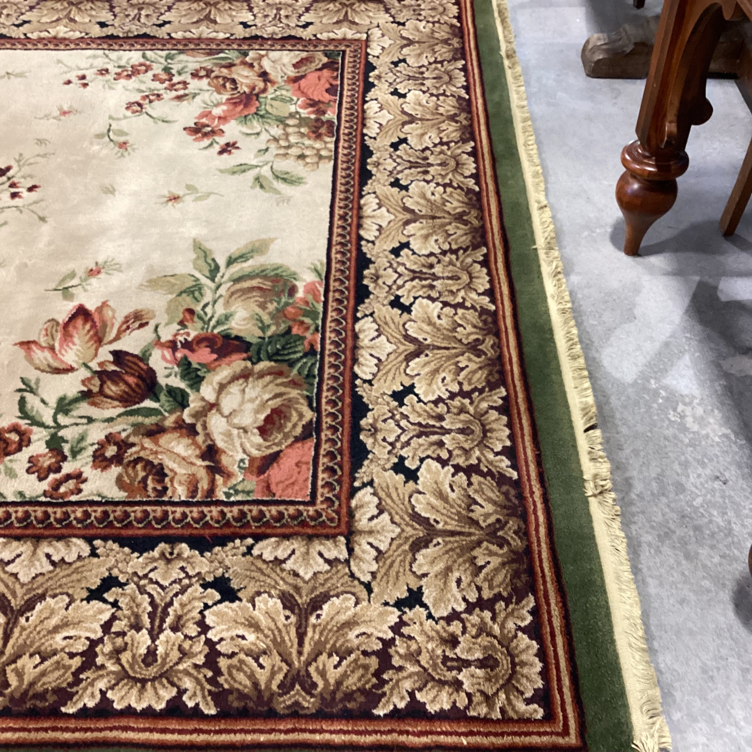 Golden Red & Olive Floral with Fringe Rug 8' x 11'