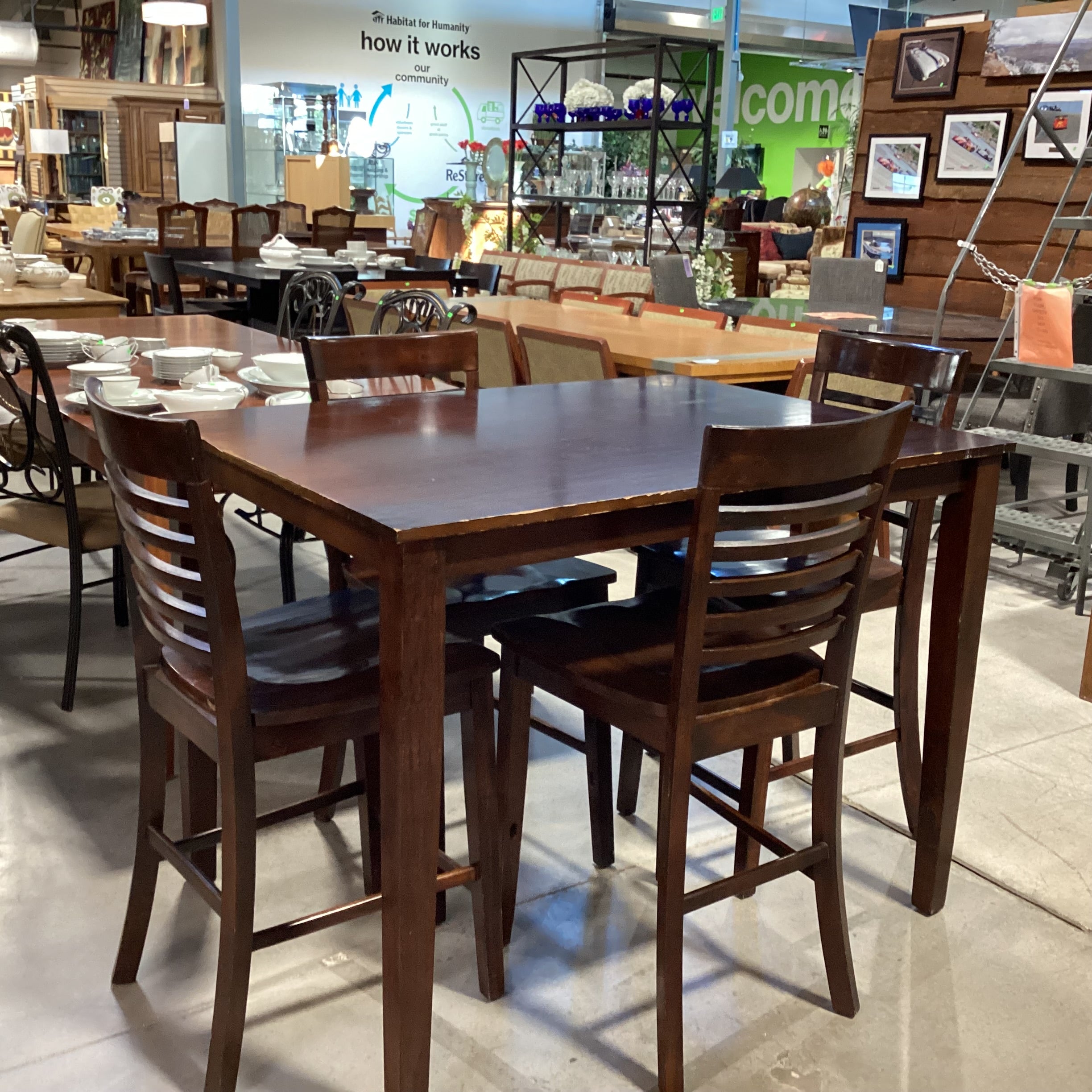 Dark Finish Wood & Veneer Bar Height Table & 4 Barstools Dining Set 48"x 36"x 36"