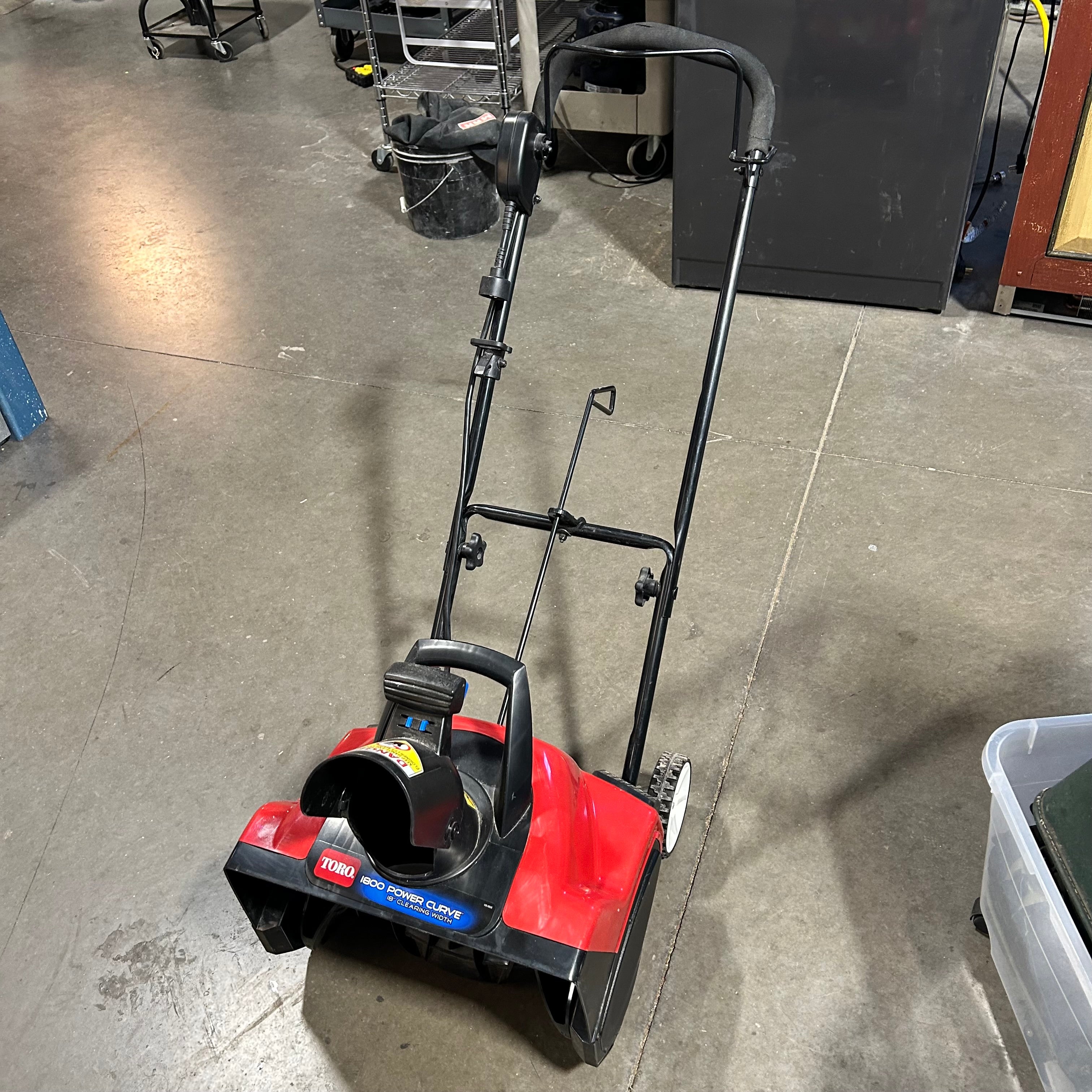 Toro 1800 Power Curve Snow Blower 18" Clearance