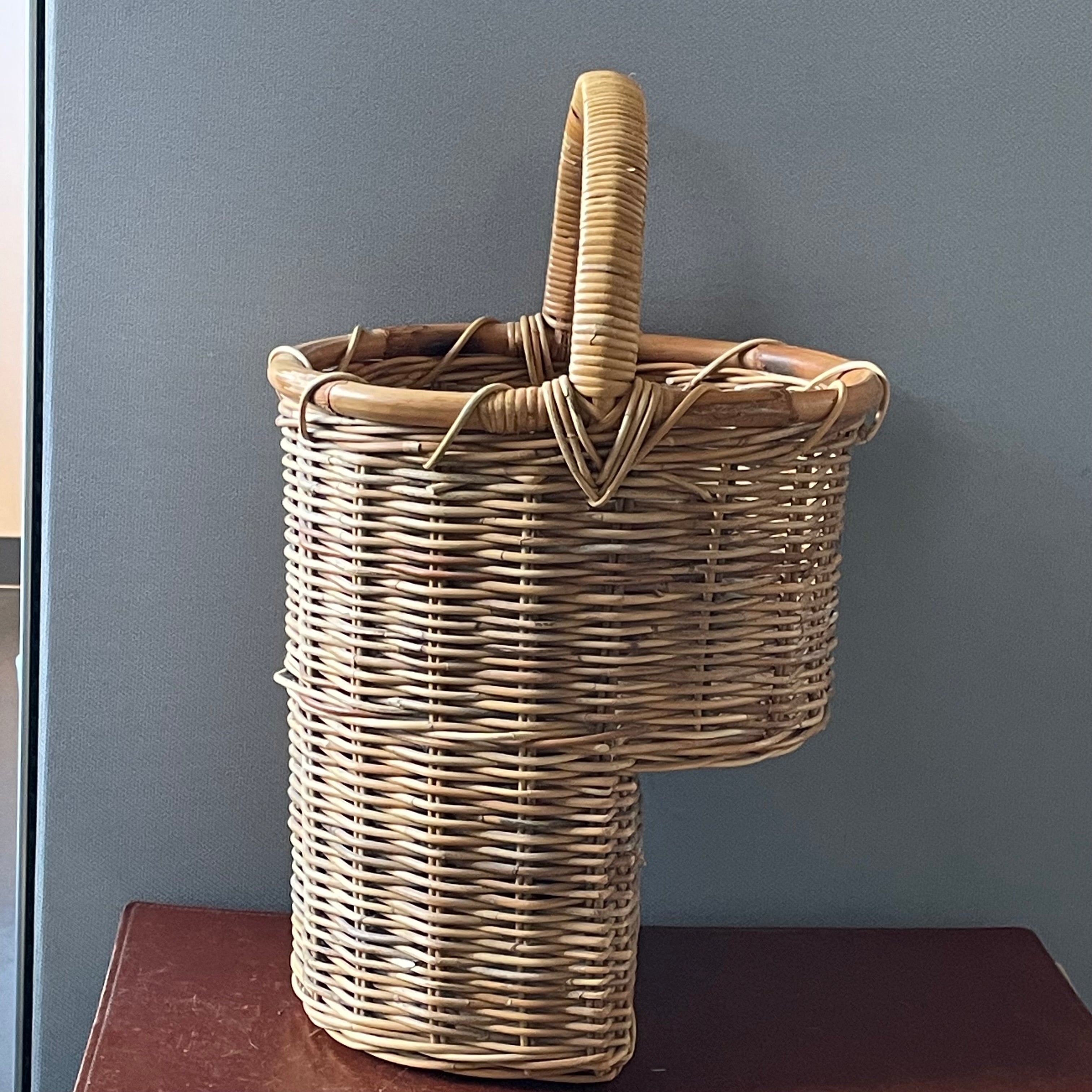 Vintage Wicker Woven Staircase Basket, 13.5"x 12.75"