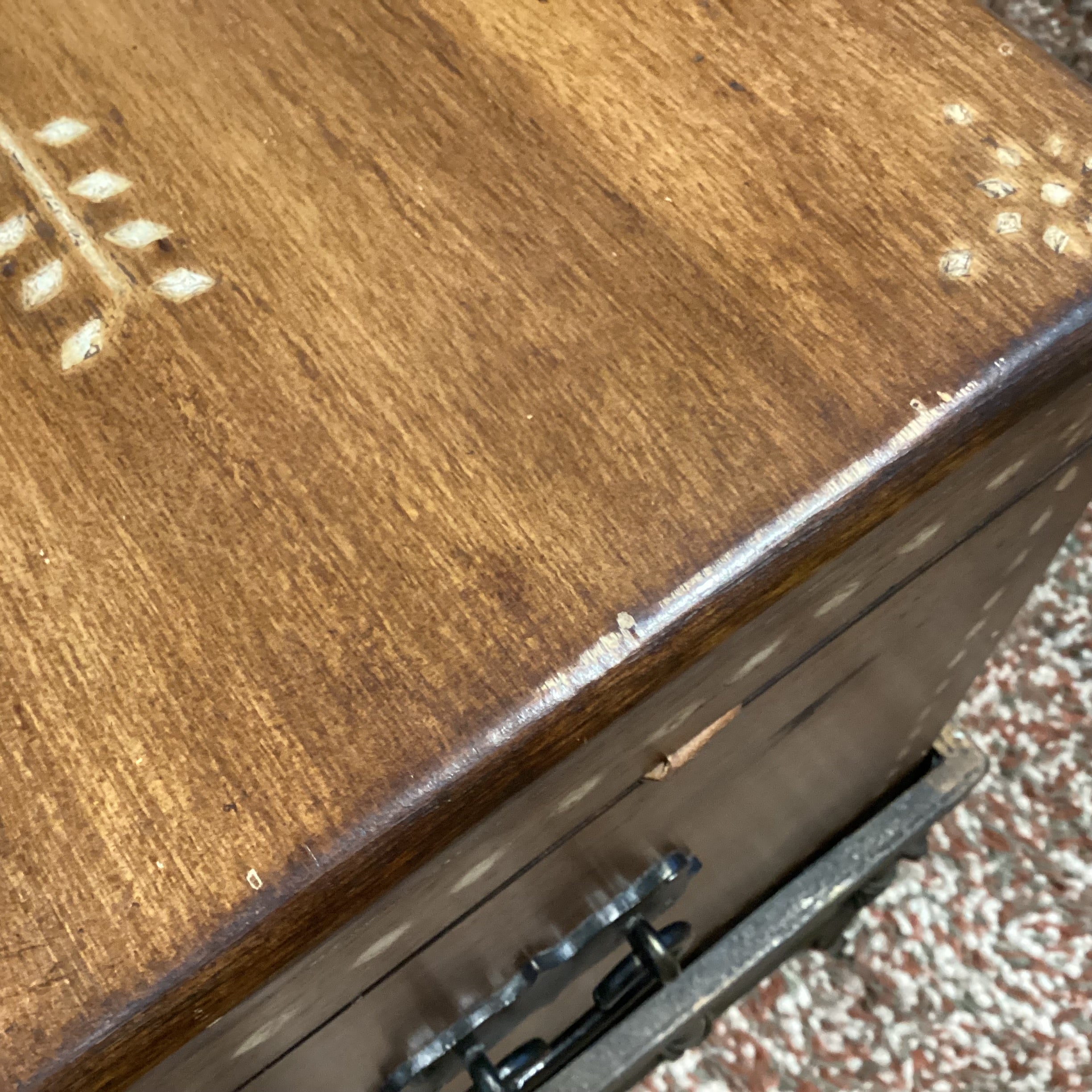 Carved Wood with Shell Like Embellish Compartment & Tray Storage with Iron Stand Trunk 22.5"x 16"x 27.5"