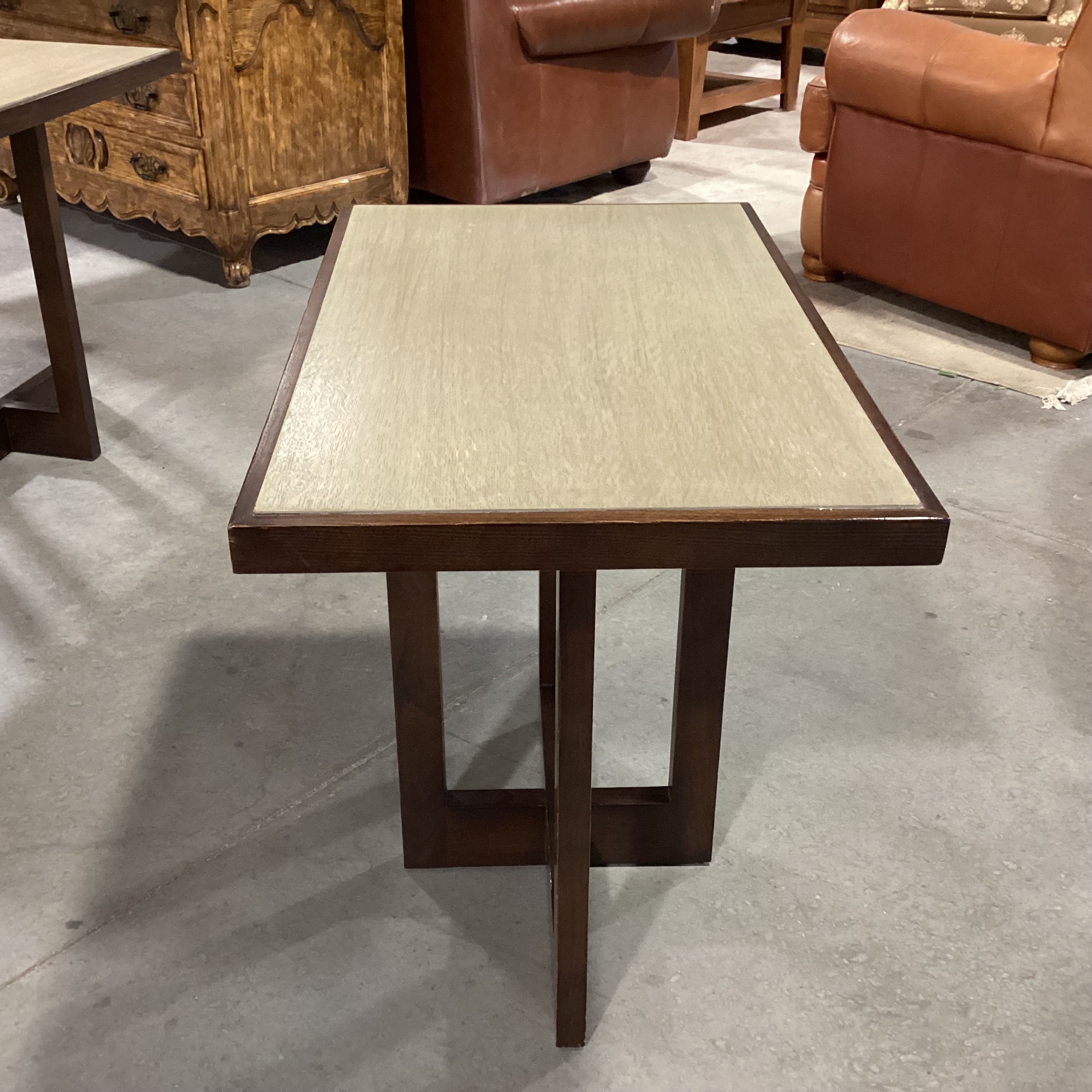 Hickory Chair Dark & Grey Tone Finish Walnut End Table 31"x 19"x 26"