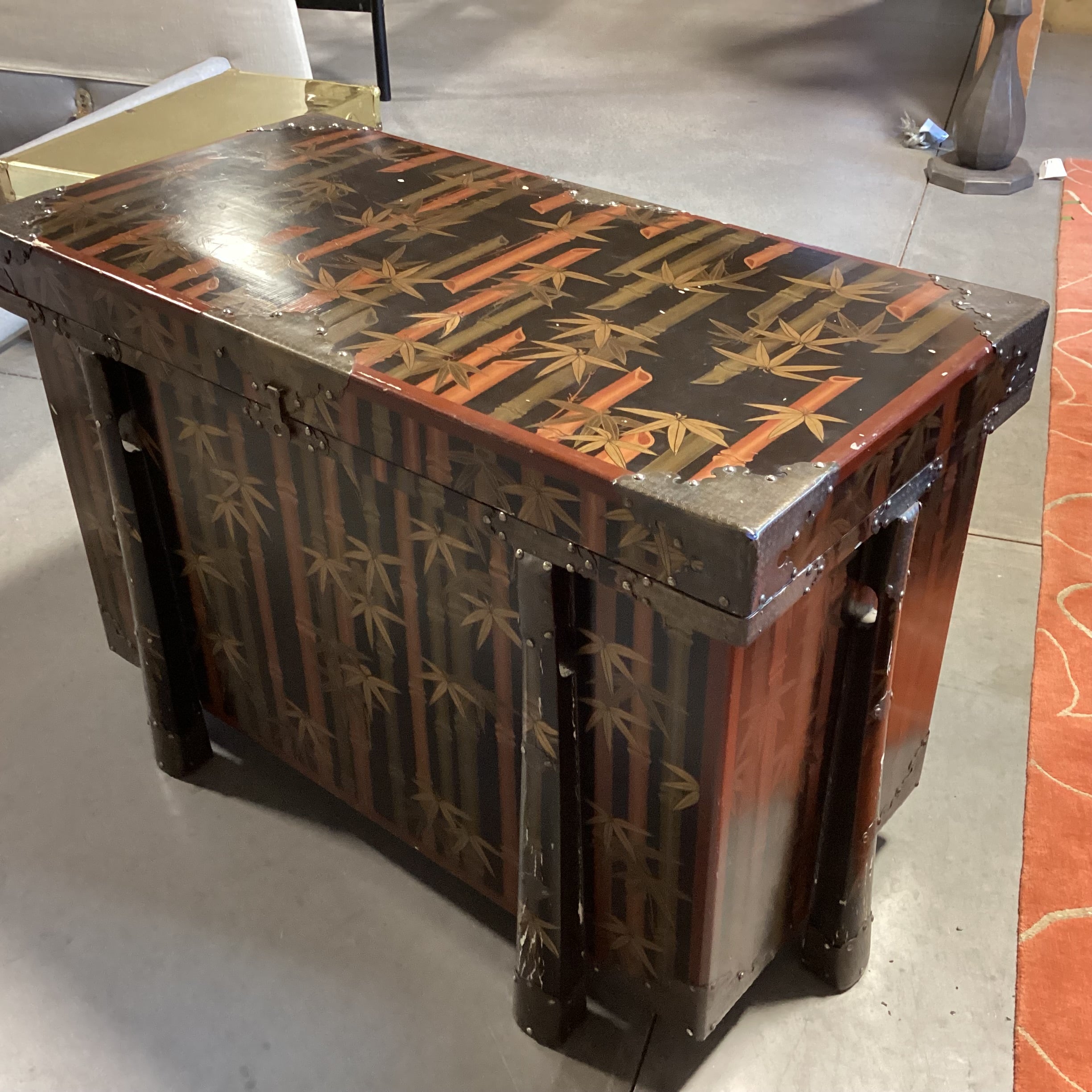 Asian Bamboo & Leaf Design with Metal Accent & Silklined Trunk 40"x 20"x 27"