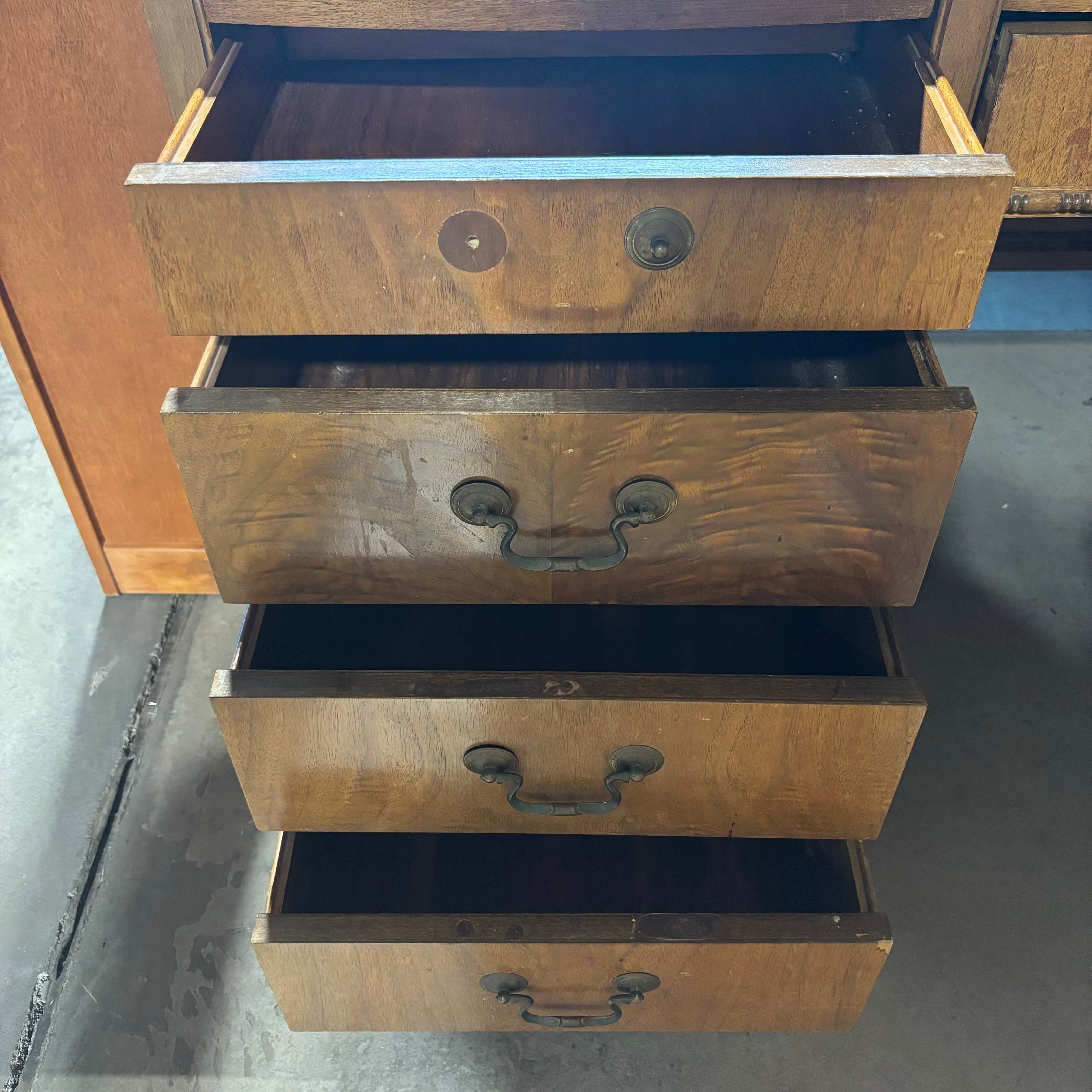 Shelbyville Desk Company 8 Drawer Light Colored Solid Wood Desk 72"x 36"x 30.5"