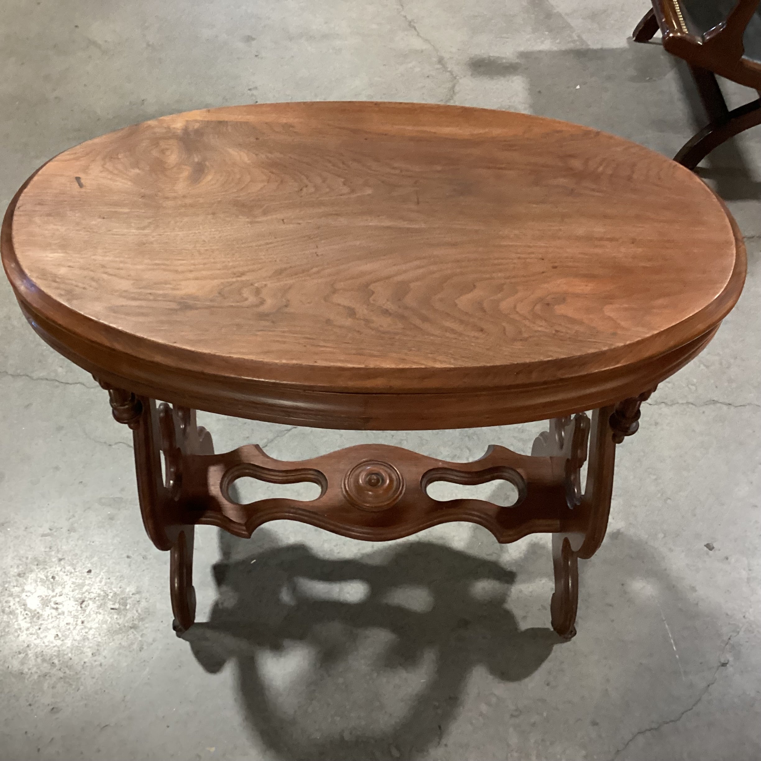 Antique Ornate Carved Sides & Trestle on Casters Oval Accent Table 33"x 19"x 30"