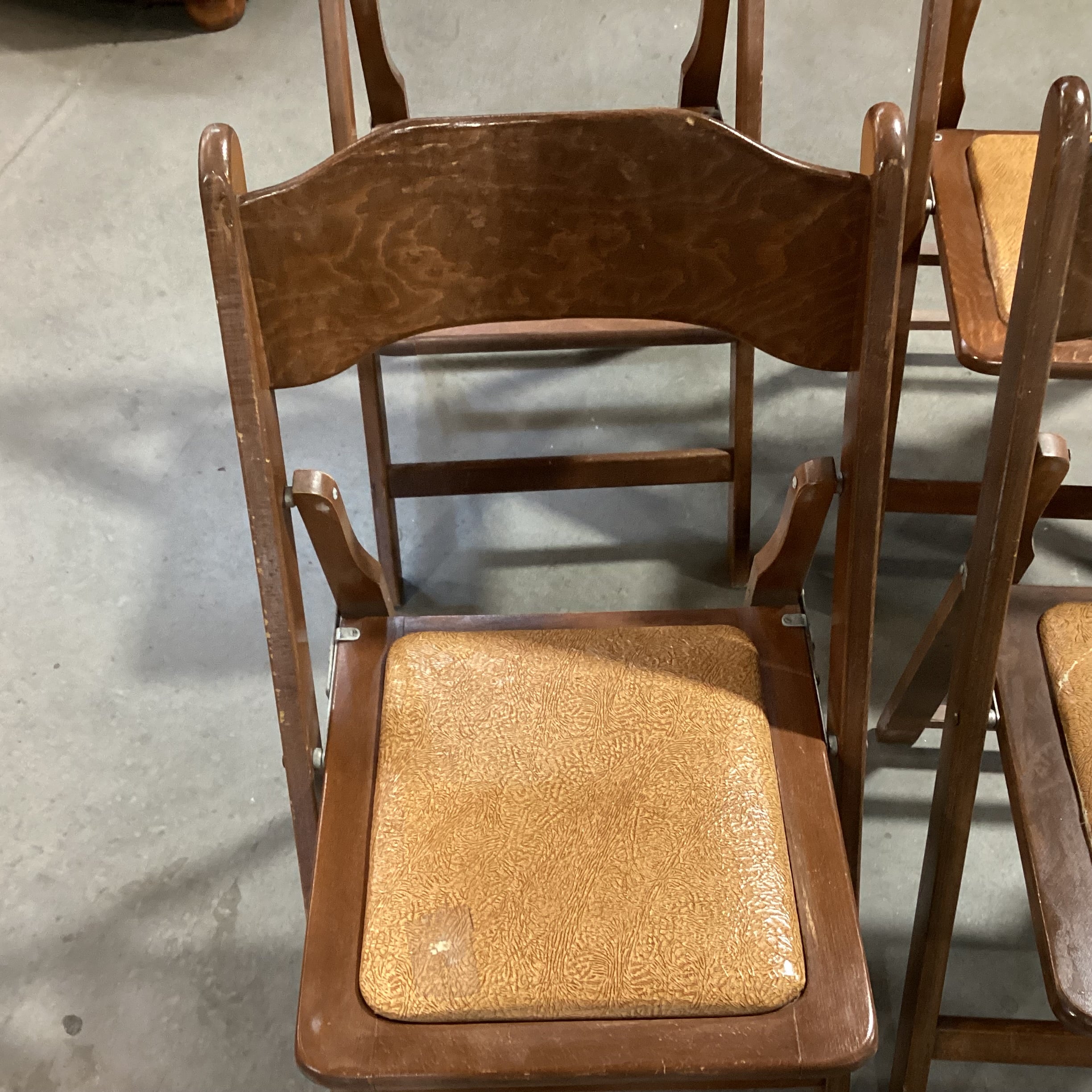 SET of 4 Vintage Wood with Faux Leather Seat Folding Dining Chairs 17"x 19"x 32"
