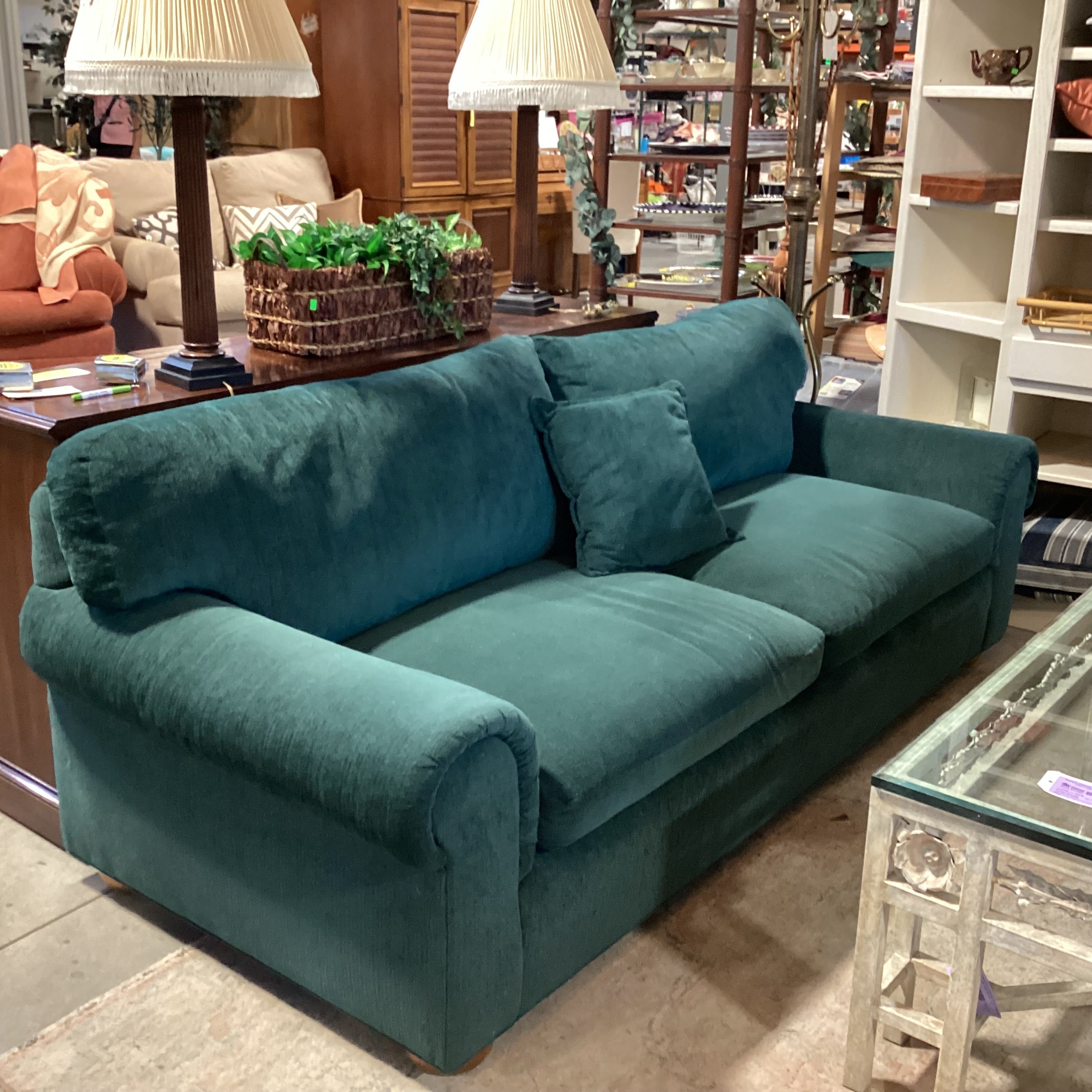 Wesley Hall Green Woven Roll Arm Sofa 87"x 37"x 30"