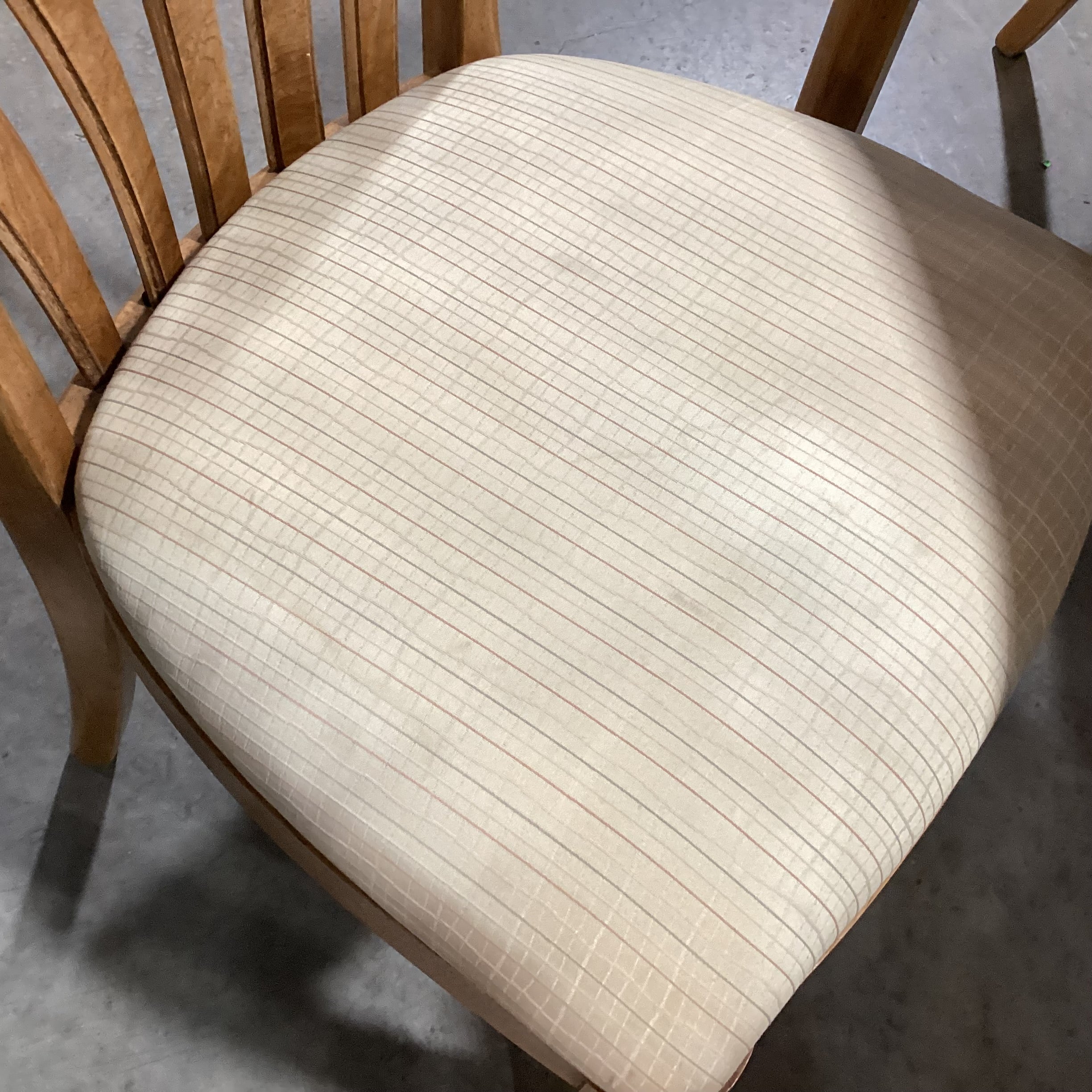 Vintage Thomasville Light Finish Wood & Veneer 1 Leaf Table with 6 Chairs Dining Set 68" to 80"x 44"x 30"