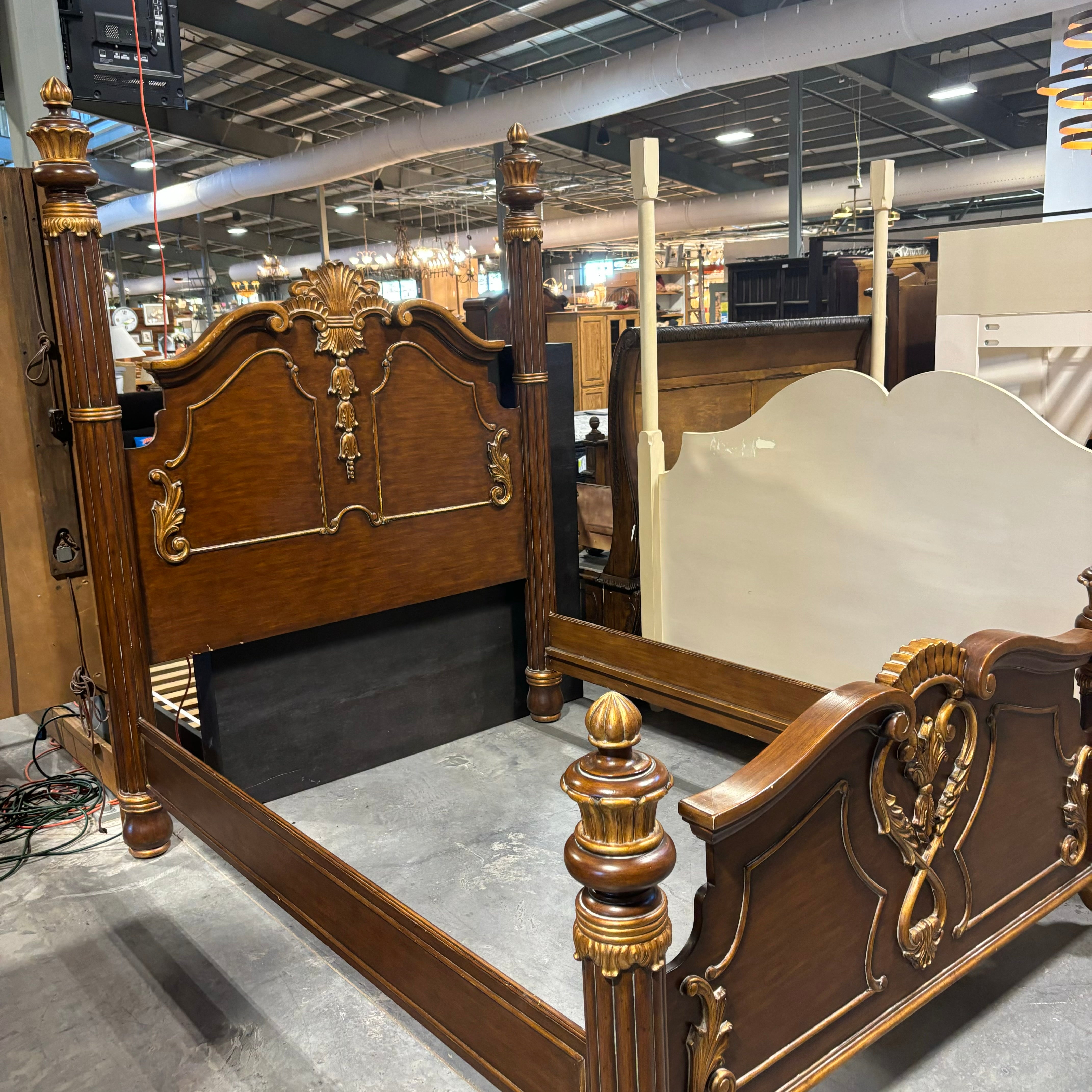 QUEEN Ornate Carved Solid Wood with Gold & Dark Brown Finish & Claw Feet Poster Bed 71"x 96"x 88"
