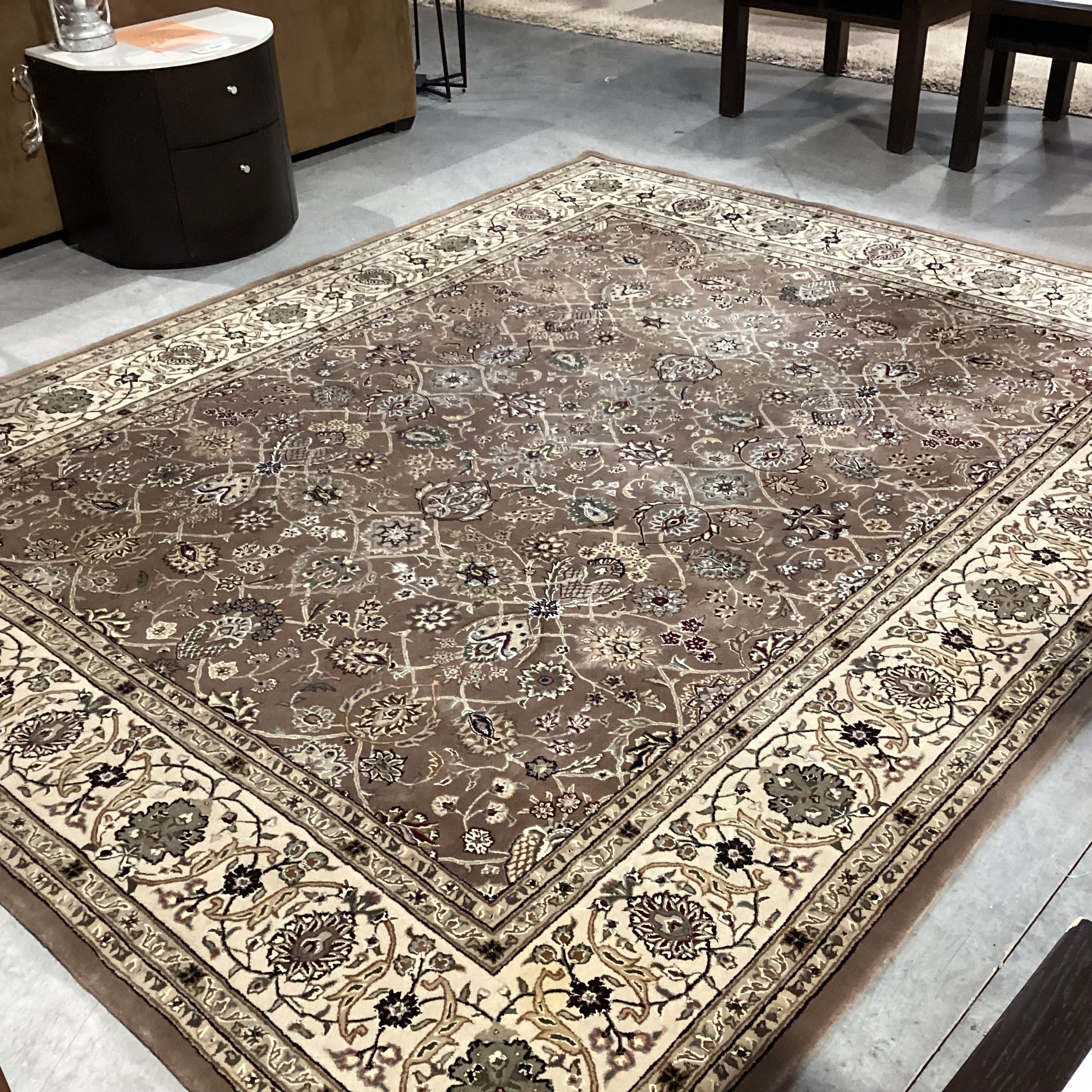 Nourison 2000 Collection Taupe Cream Black Floral Wool Rug 7'9" x 9'9"