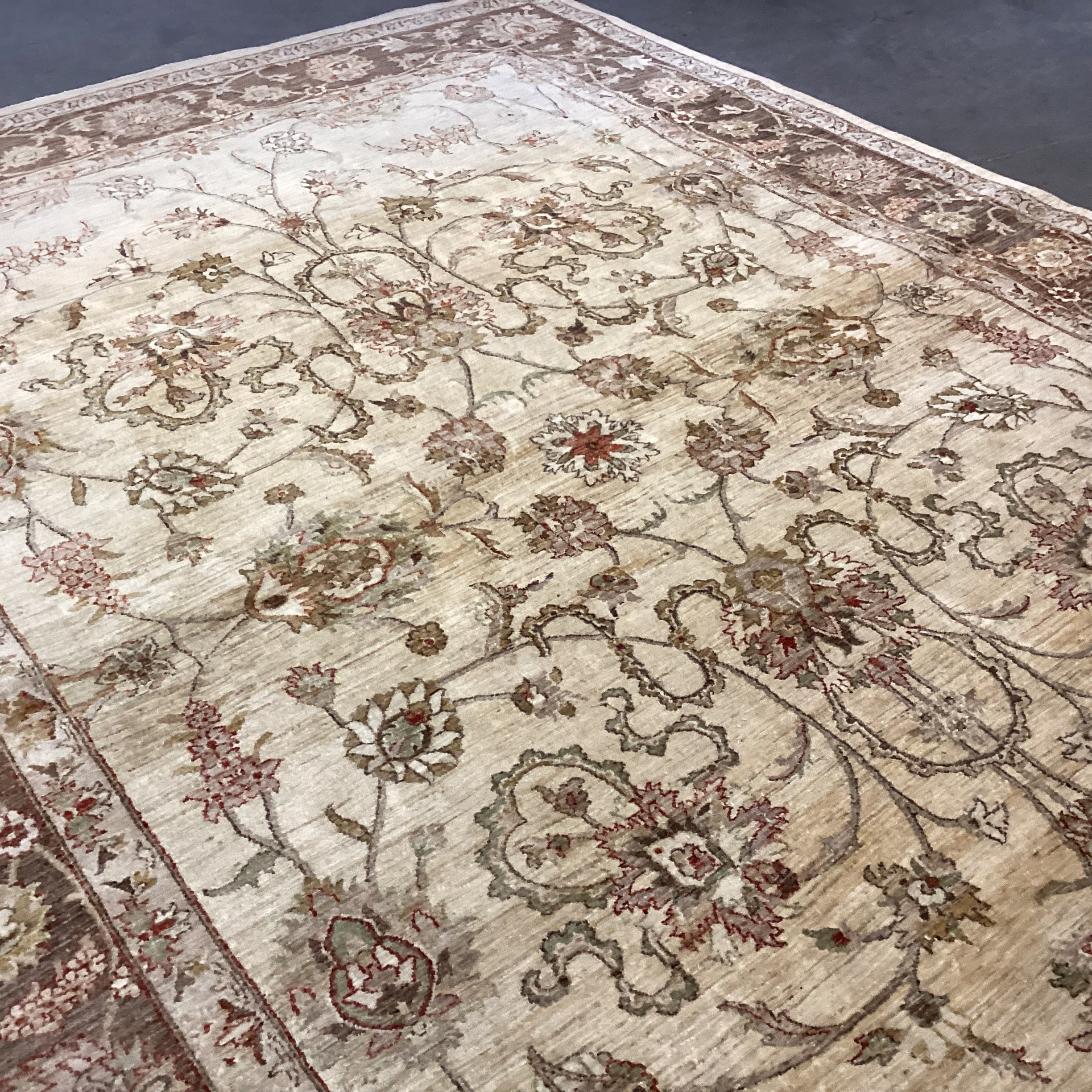 Cream Brown Rust Floral with Border Hand Woven Wool Rug 8'10"x 12'