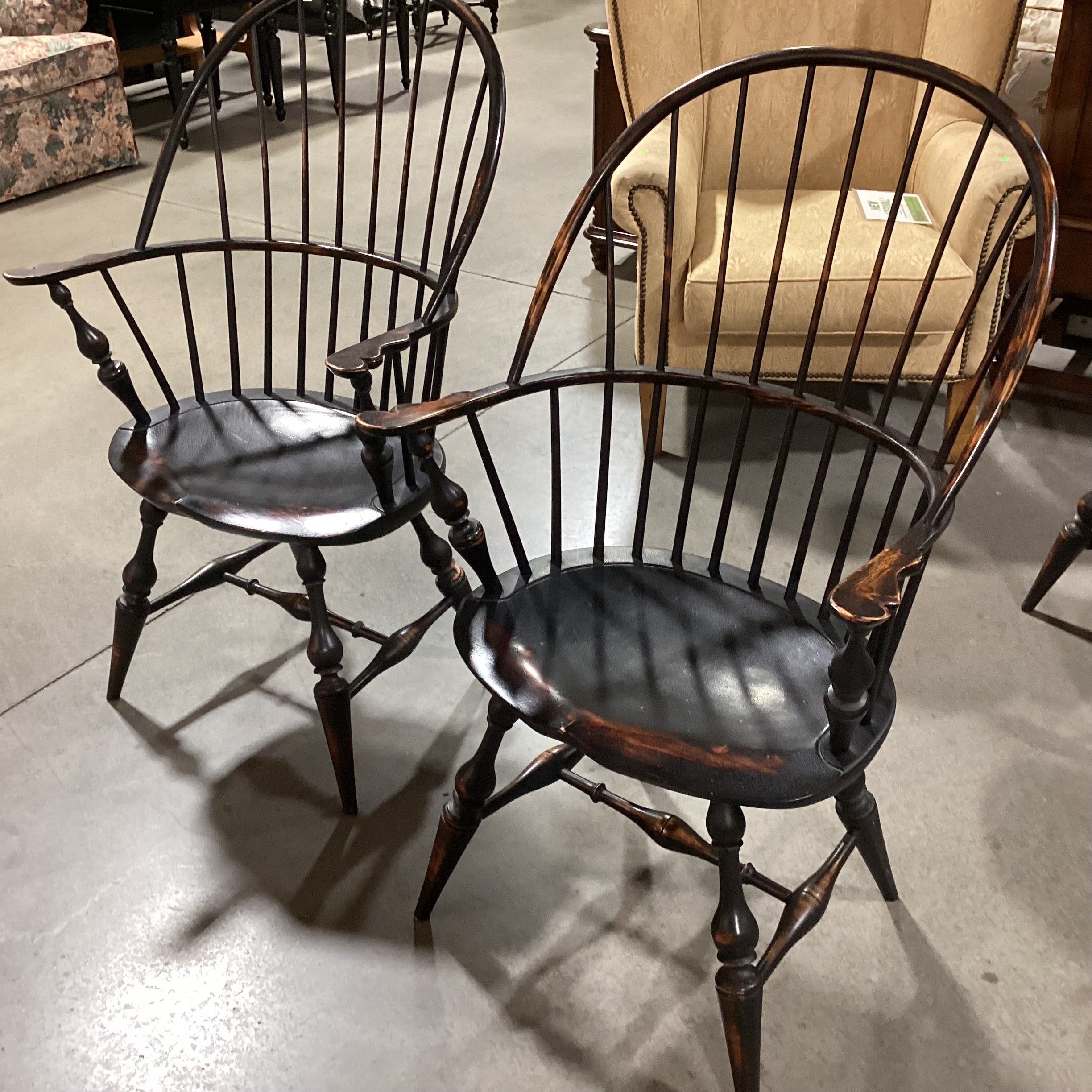 SET of 6 D. R. Dimes Vintage Black Antiqued Crackle Finish Windsor Style Dining Chairs 26"x 22"x 42"