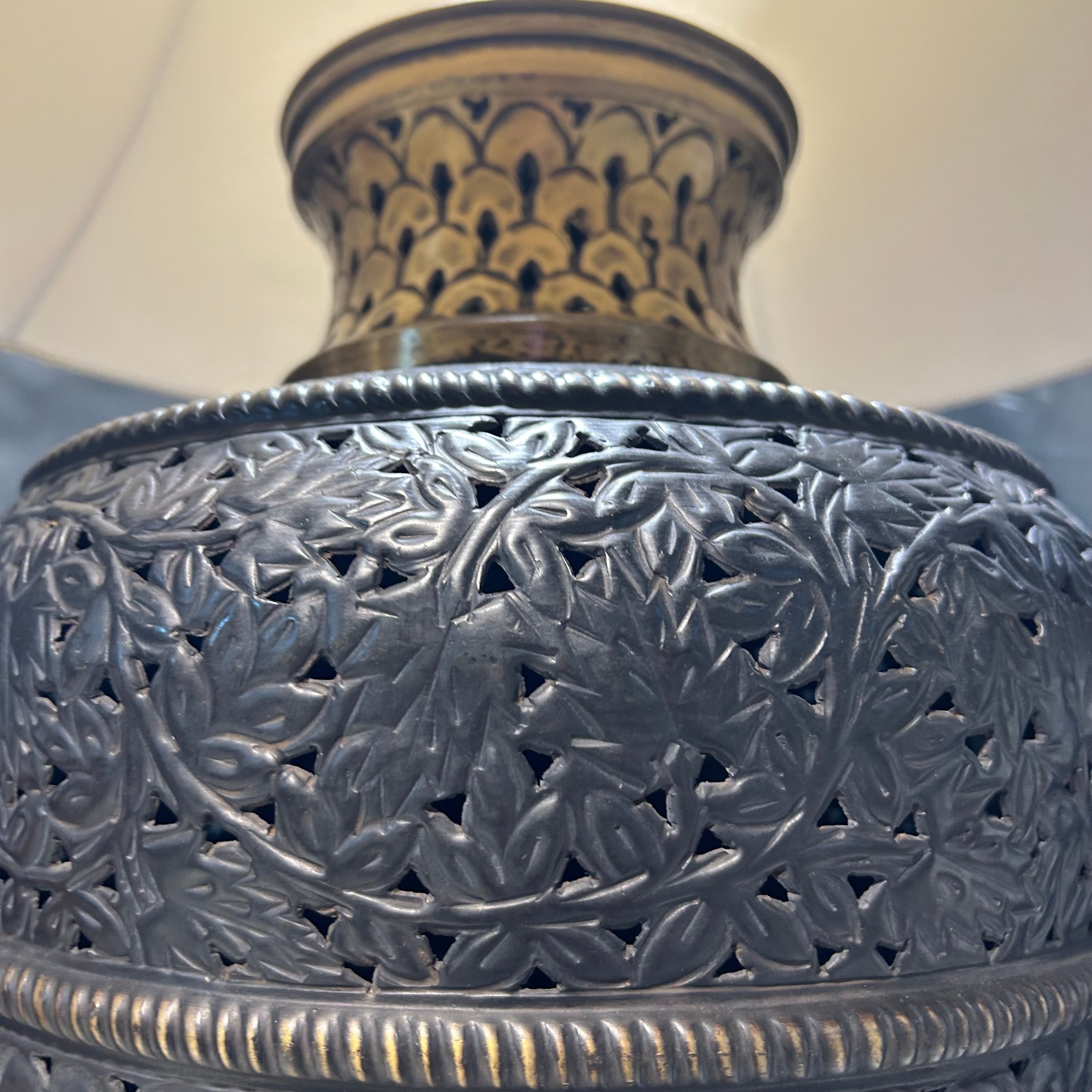 Ornate Brass Metal Relief Detailing Table Lamp 21"x 32"