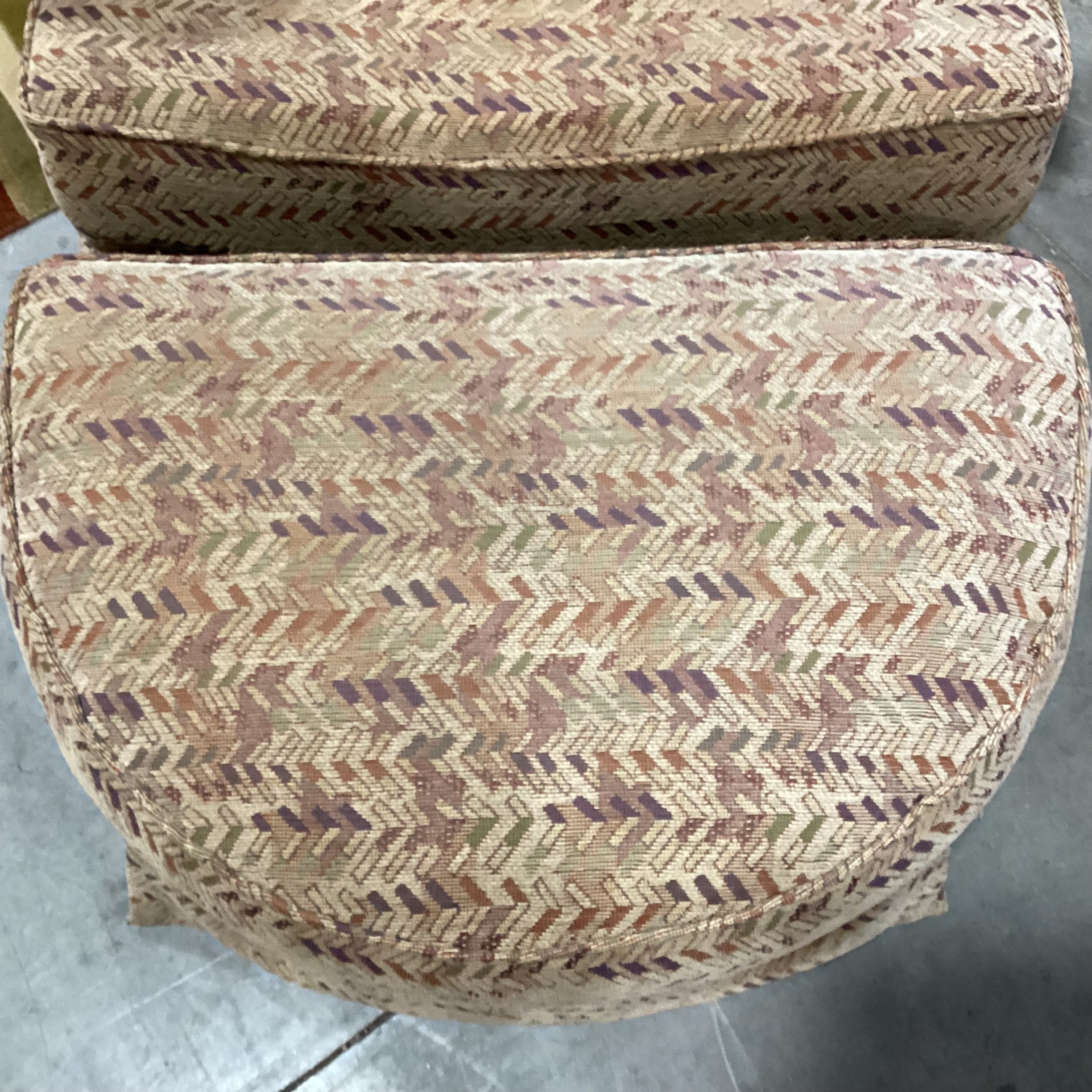 Tan Purple Olive Multi Design With Ottoman Swivel Chair 37"x 37"x 35"