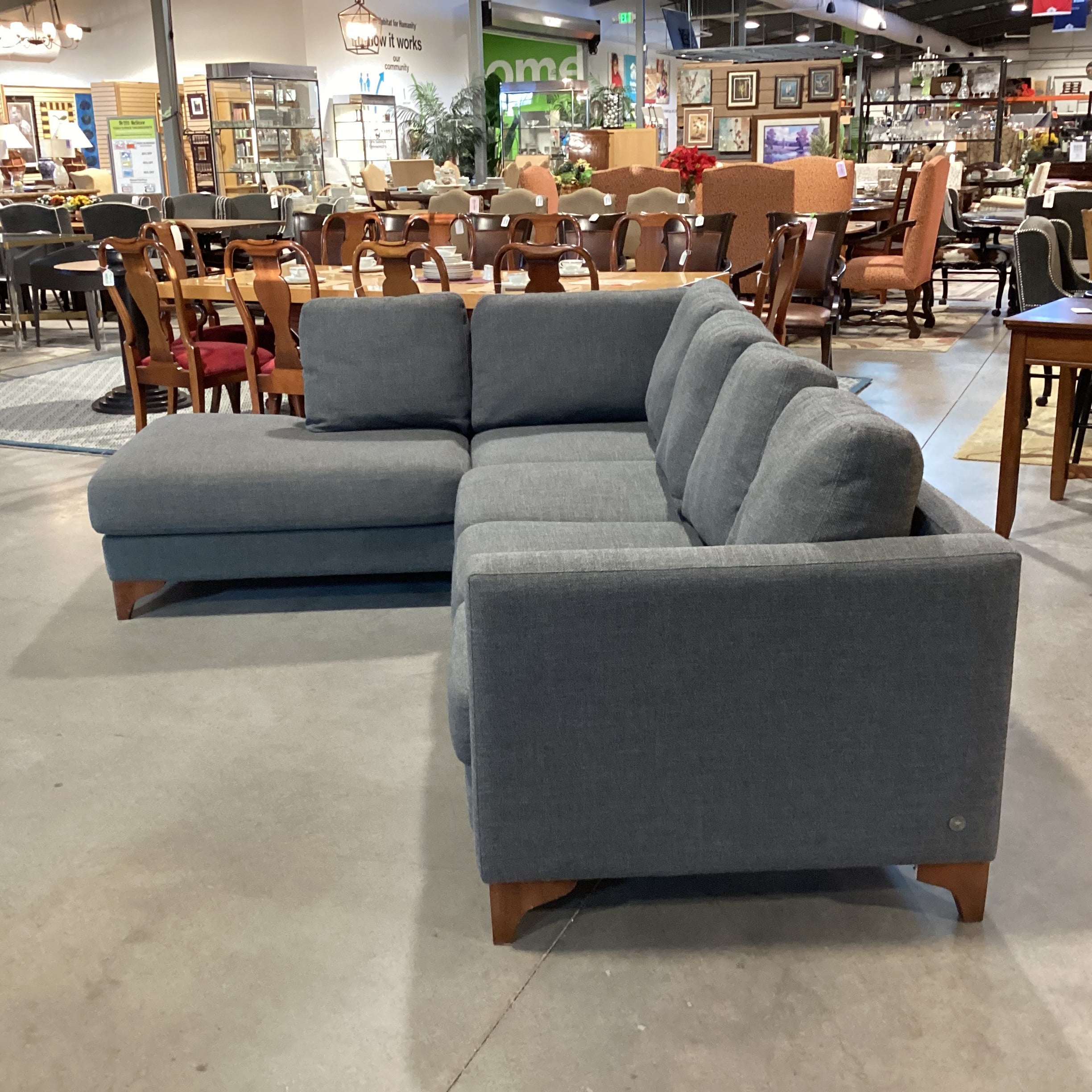 American Leather Furniture Grey Woven 2 Piece Sectional Sofa 107"x 81"x 37"x 28"