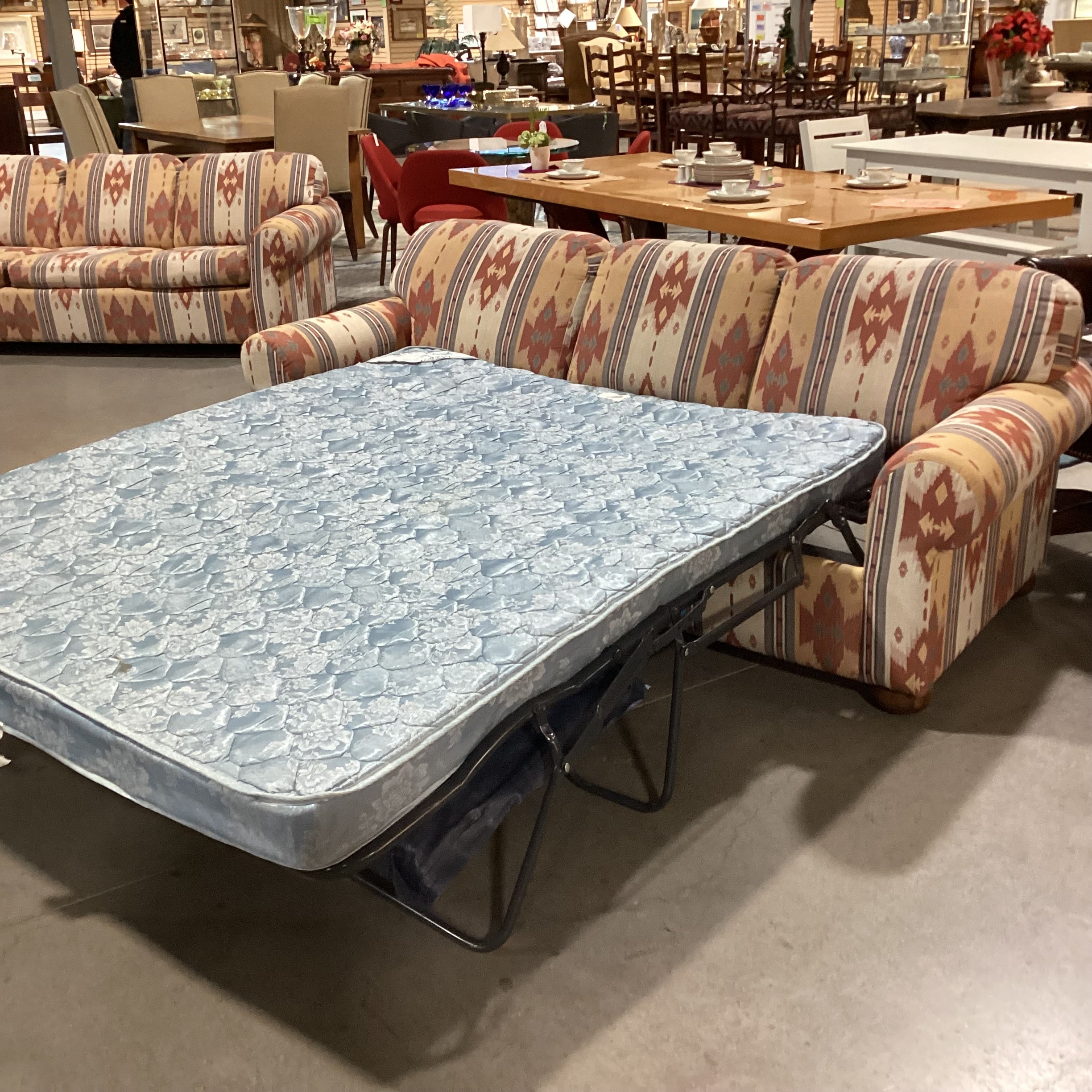 La-Z Boy Gold Rust Southwest Upholstered Queen Sleeper Sofa 84"x 34"x 32"