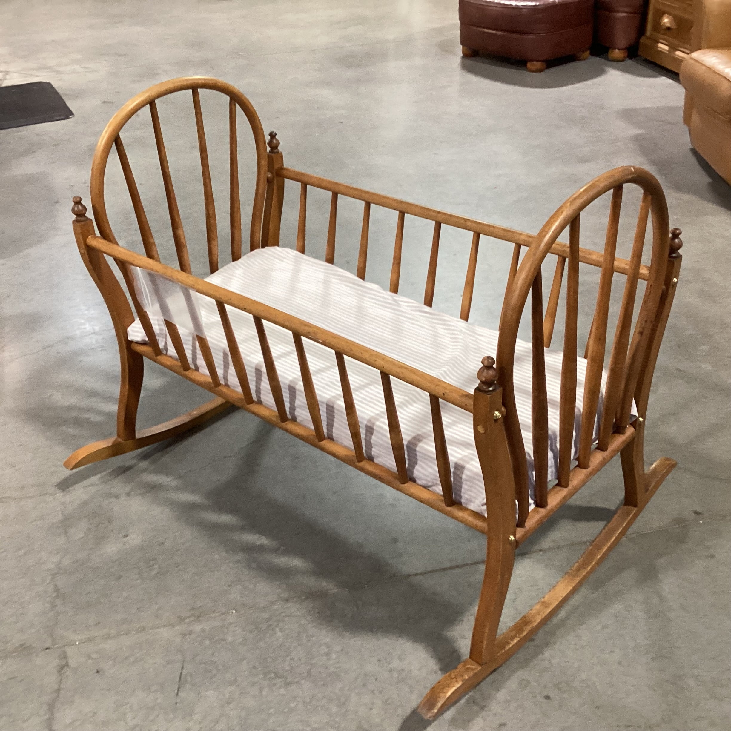 Antique 1897 Spindle Arch Rocking Cradle 39"x 32"x 32"