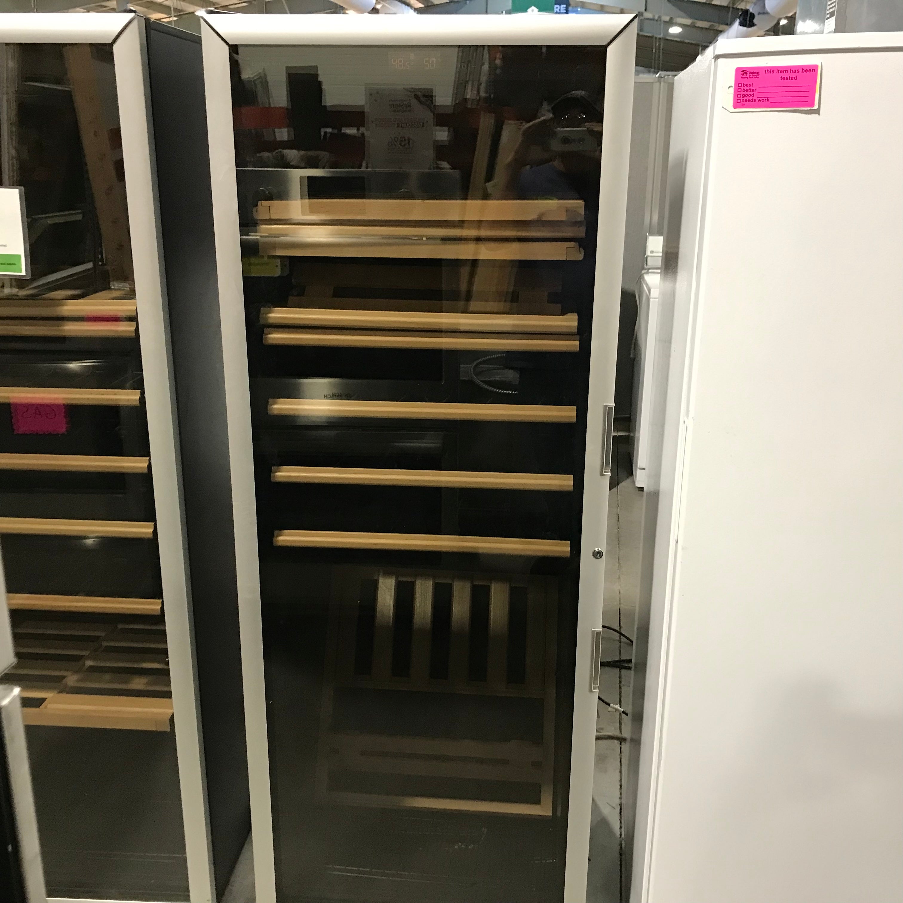 Eurocave 283 Glass Door, Wine Cooler 26"x 26"x 68"