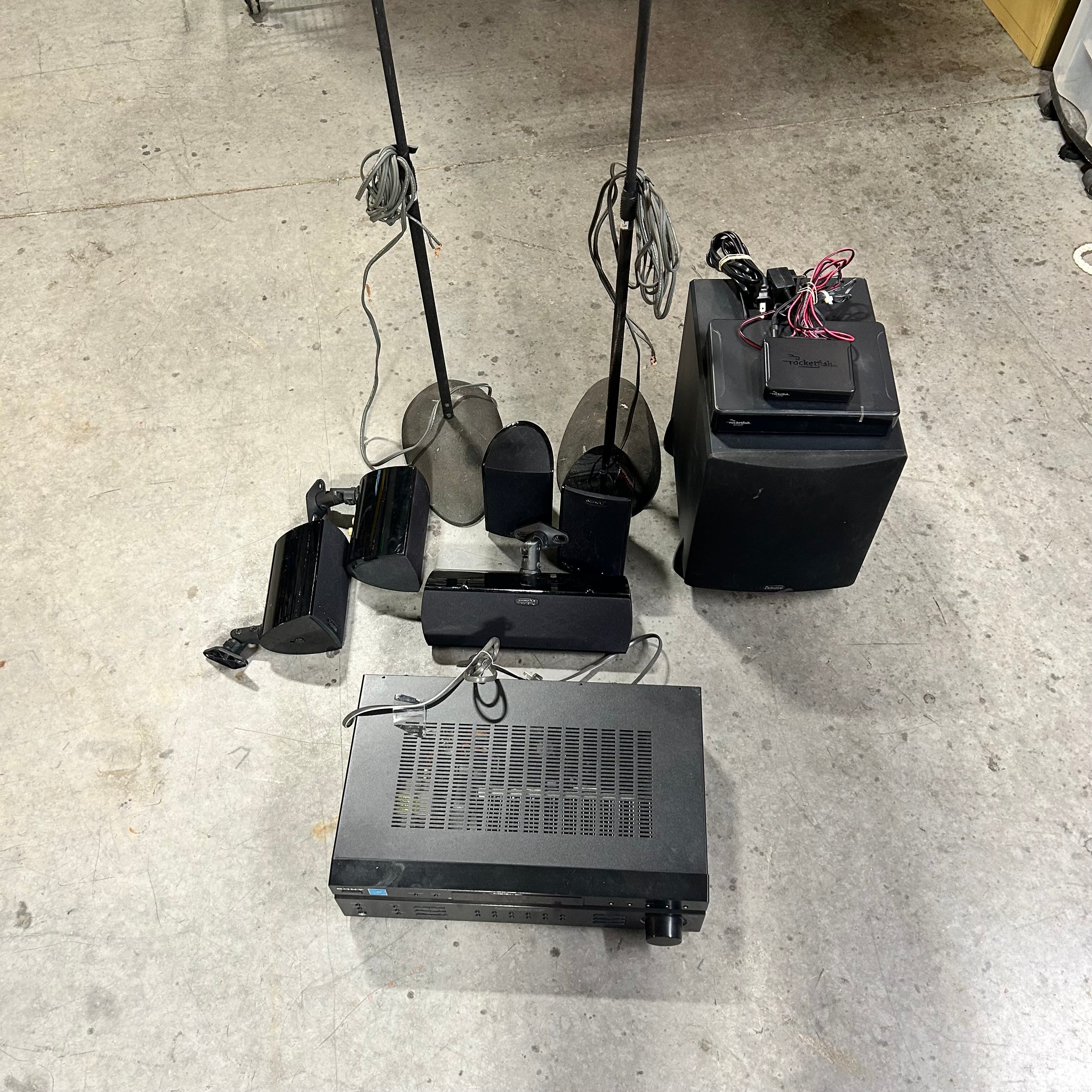 Sony Reciever with 5.1 Definitive Speakers With Rocketfish Wireless Speaker Hub