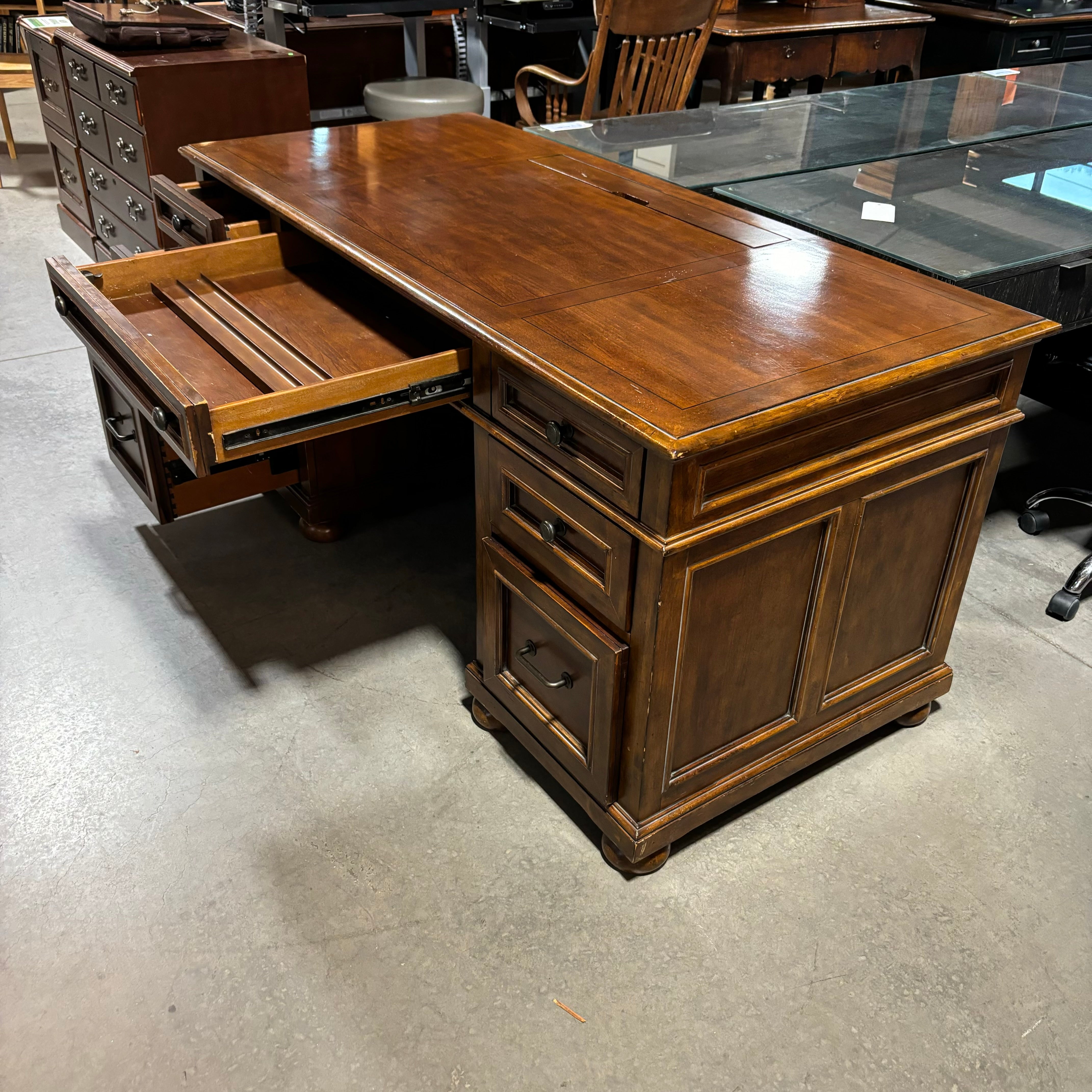 Wynwood by Flexsteel Distressed Dark Finish Solid Wood 7 Drawer with Built in Power Strip Executive Desk 66"x 30"x 31"
